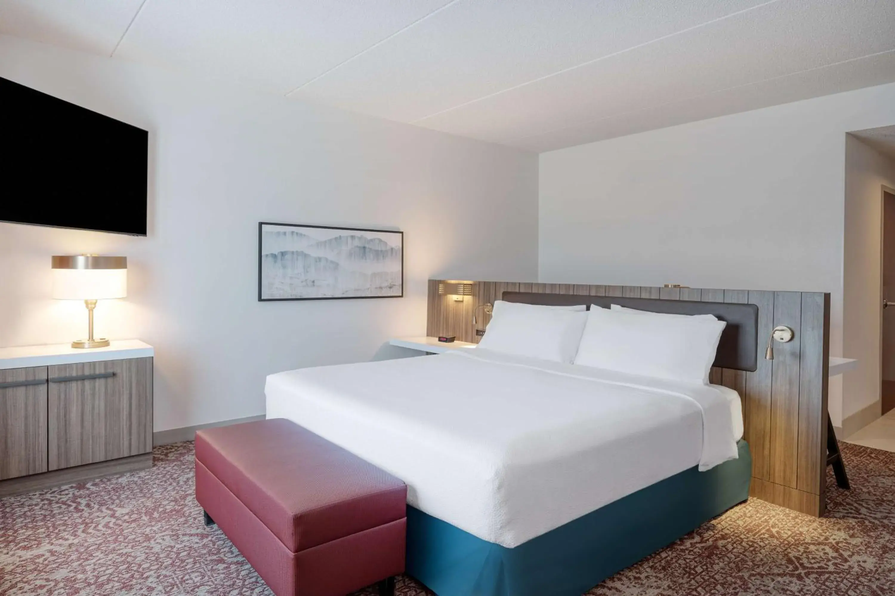 King Room with Tub - Mobility and Hearing Access in Hilton Garden Inn Clarksburg King Room with Tub - Mobility and Hearing Access in Hilton Garden Inn Clarksburg