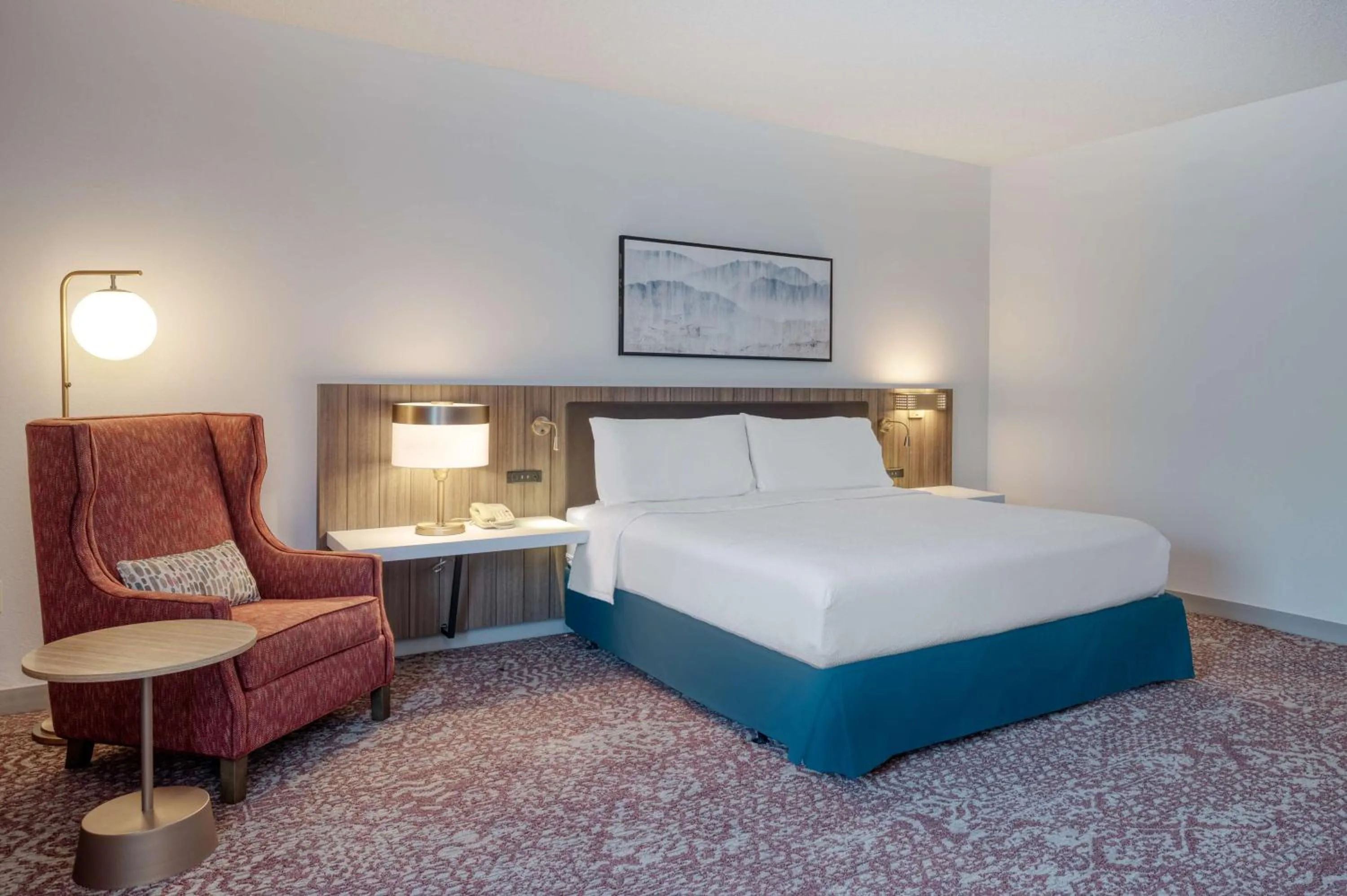 Bed in Hilton Garden Inn Clarksburg