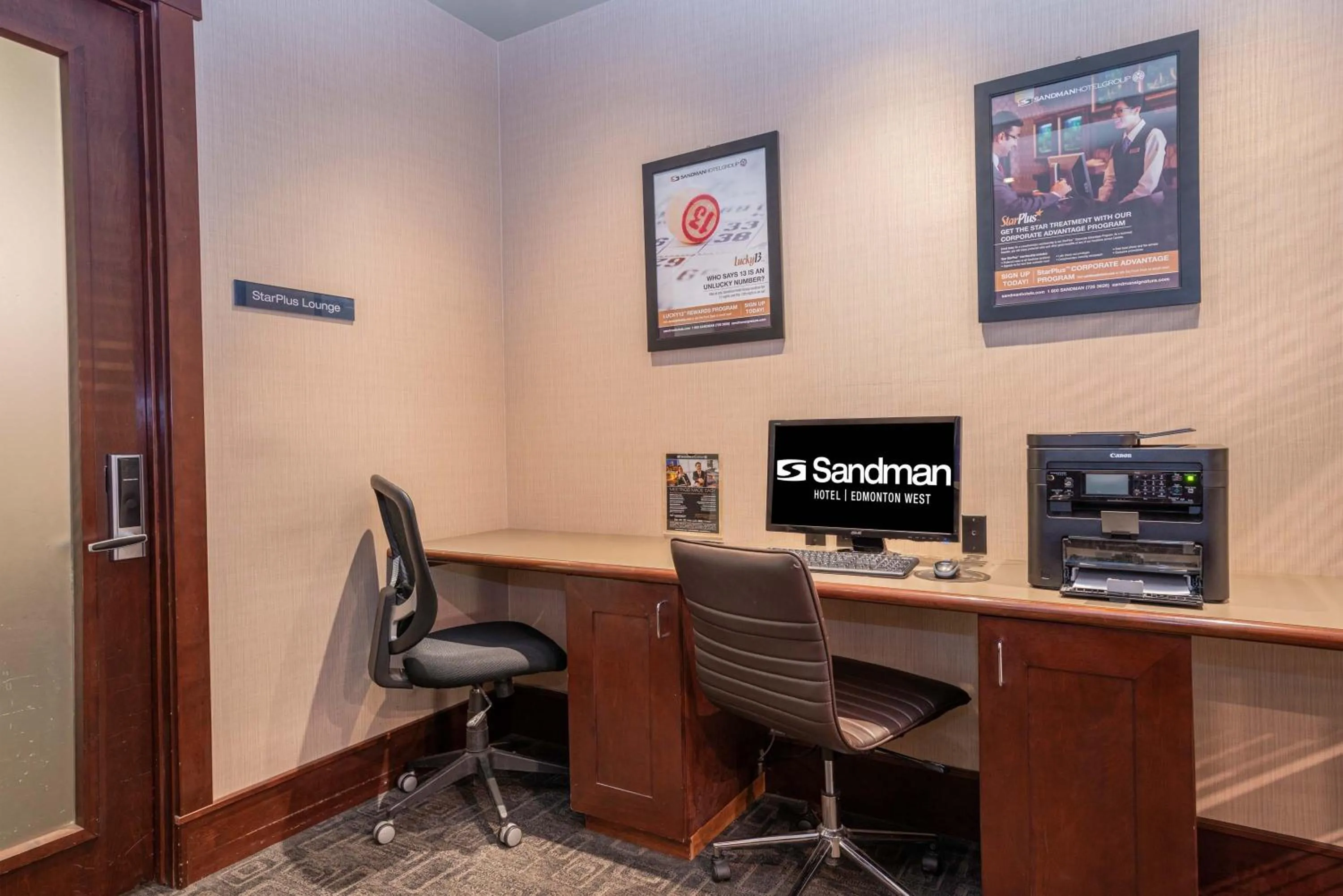 Business facilities in Sandman Hotel Edmonton West
