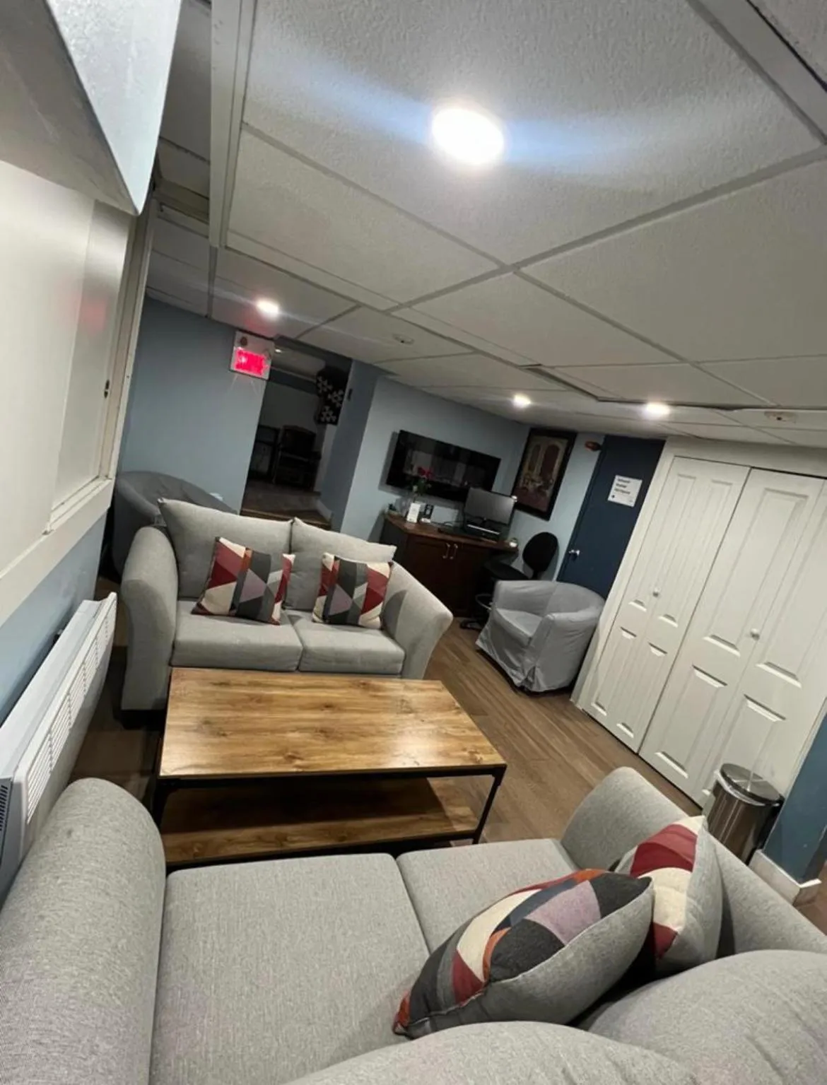 On-site shops in Hotel de Paris Montreal