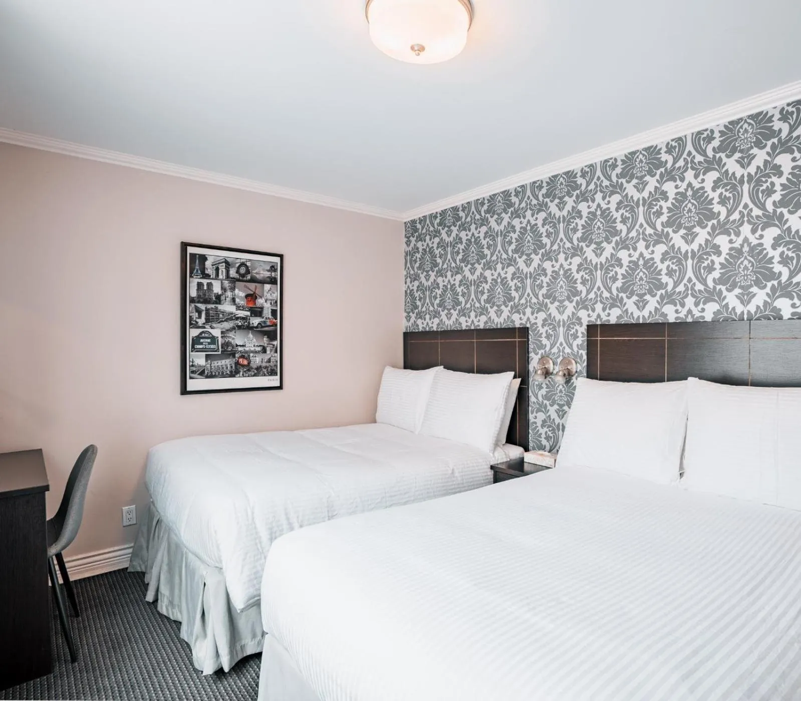 Hotel de Paris Montreal