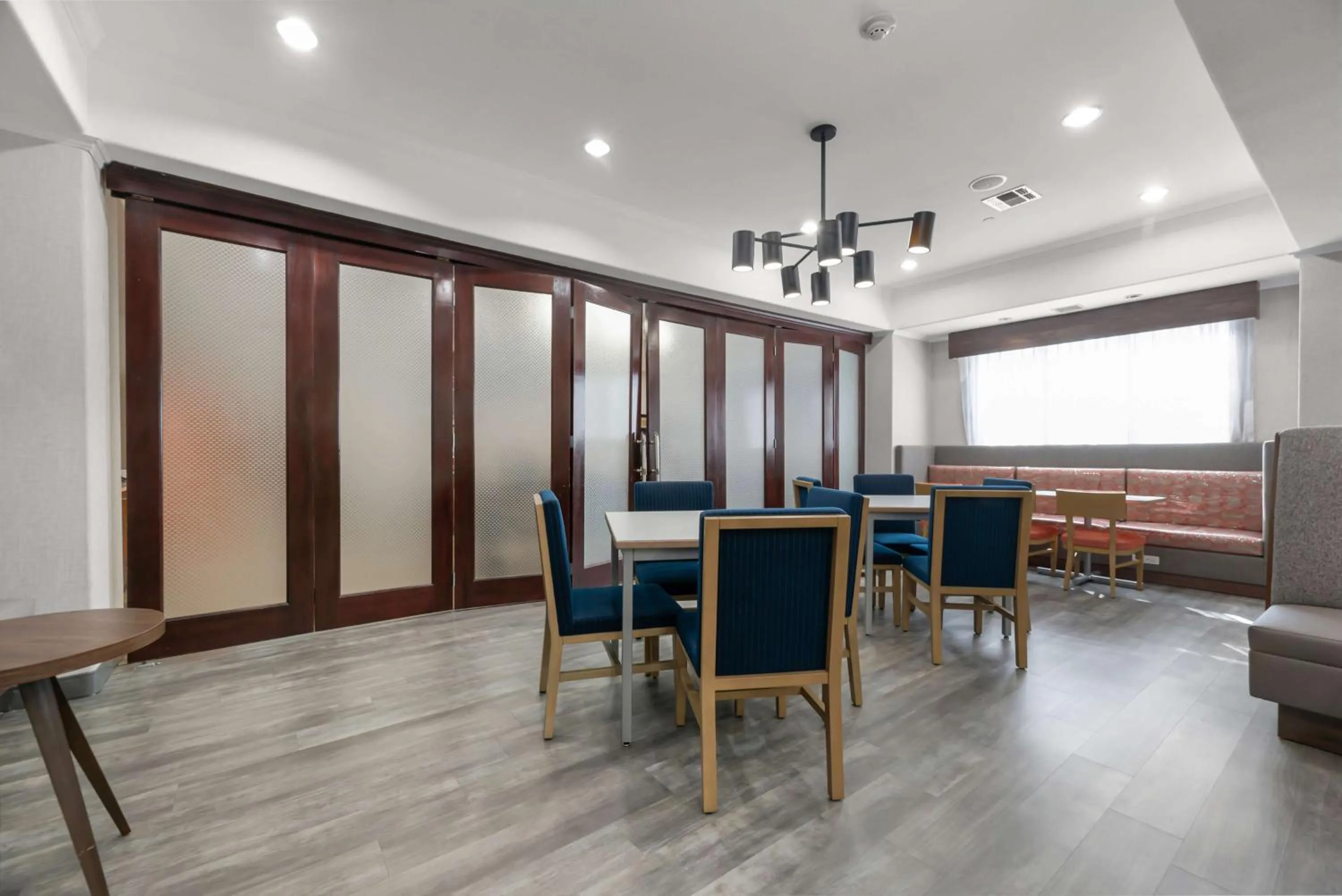 Breakfast in Hampton Inn Seguin