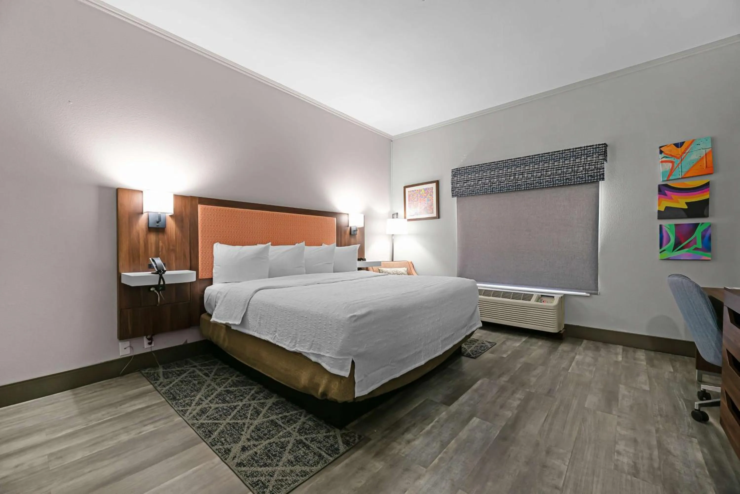 Bed in Hampton Inn Seguin