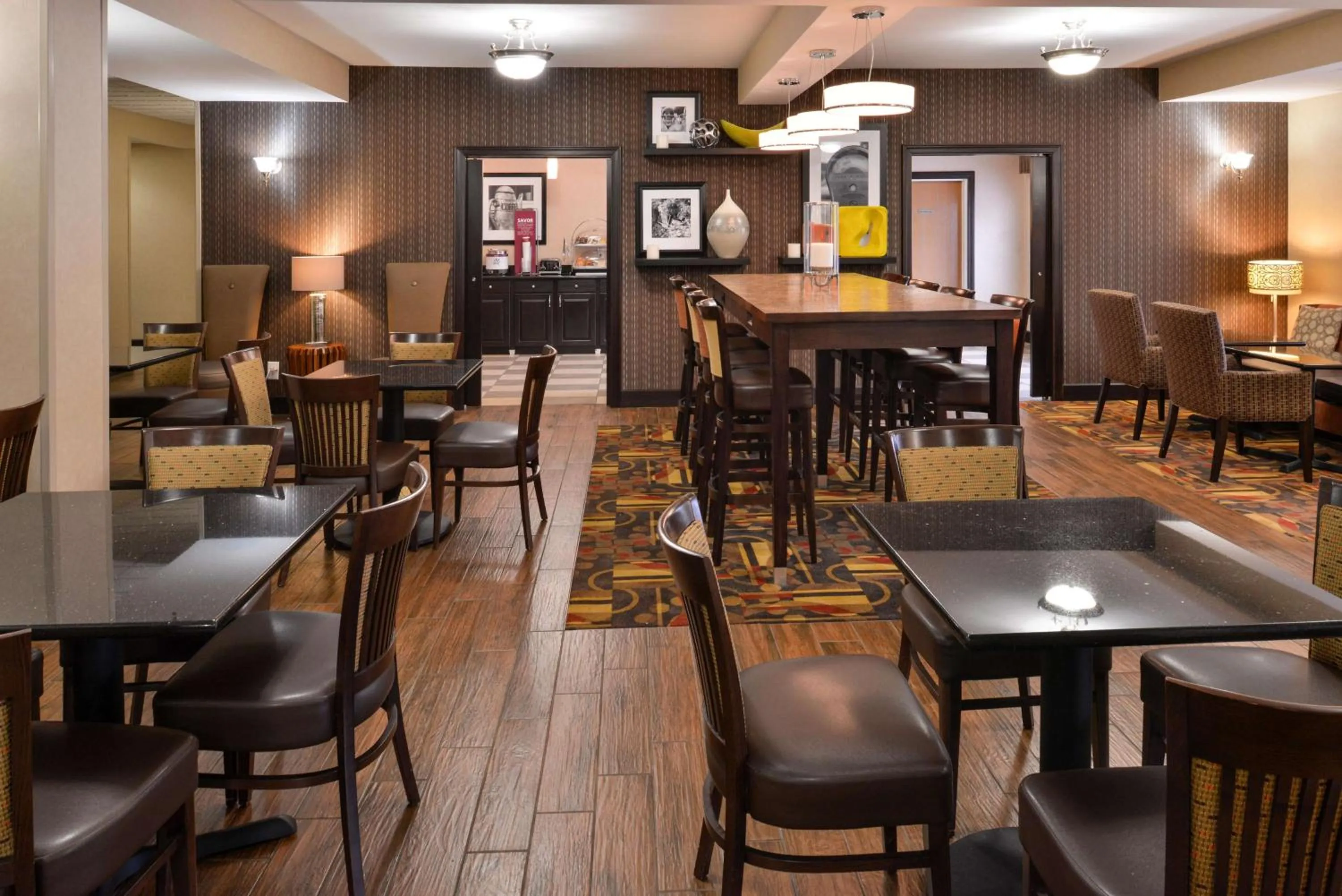 Restaurant/places to eat in Wingate by Wyndham Steubenville