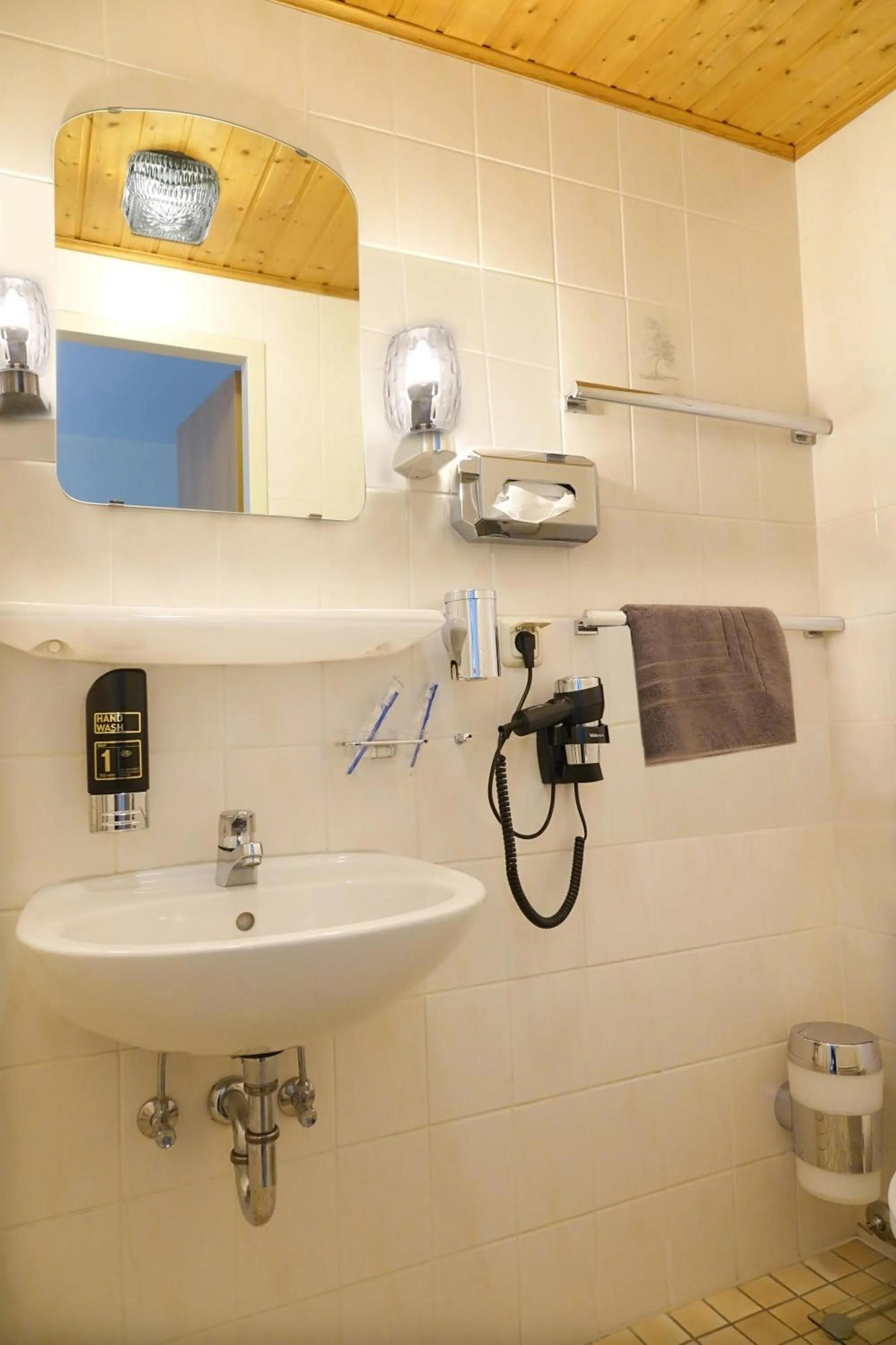 Bathroom in Hotel Zur Sonne