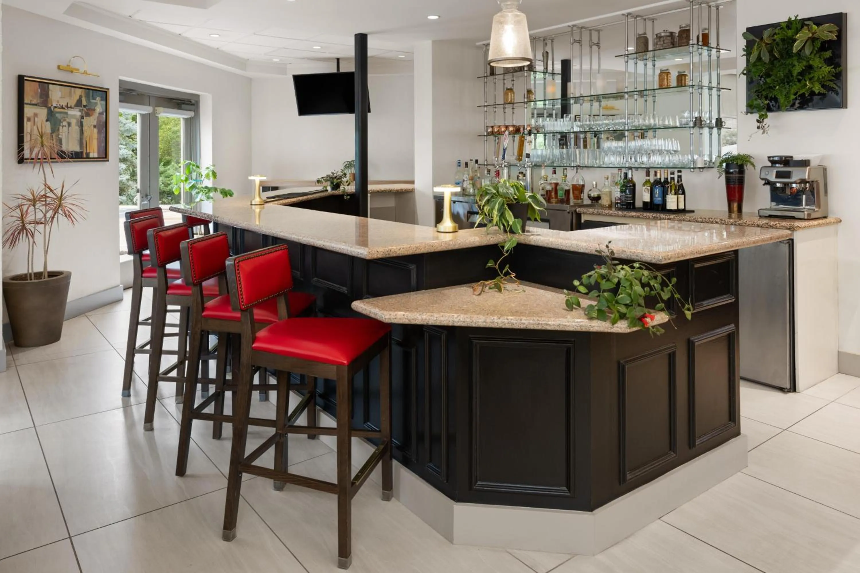 Lounge or bar in Hilton Garden Inn State College