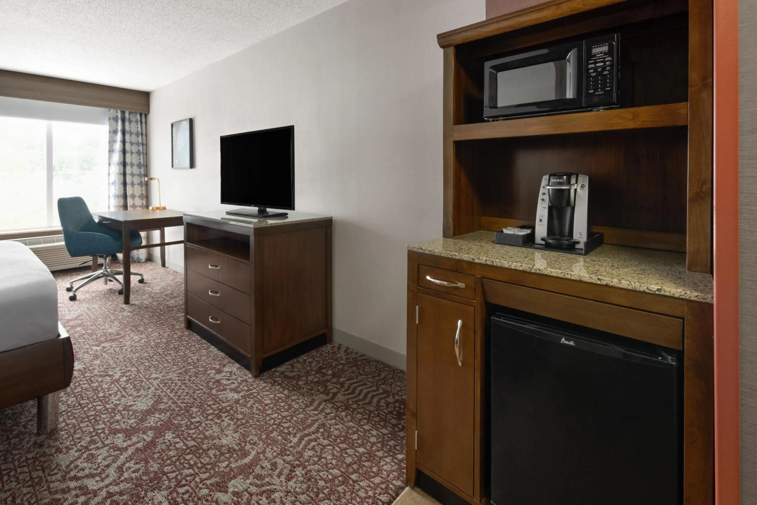 Bedroom in Hilton Garden Inn State College