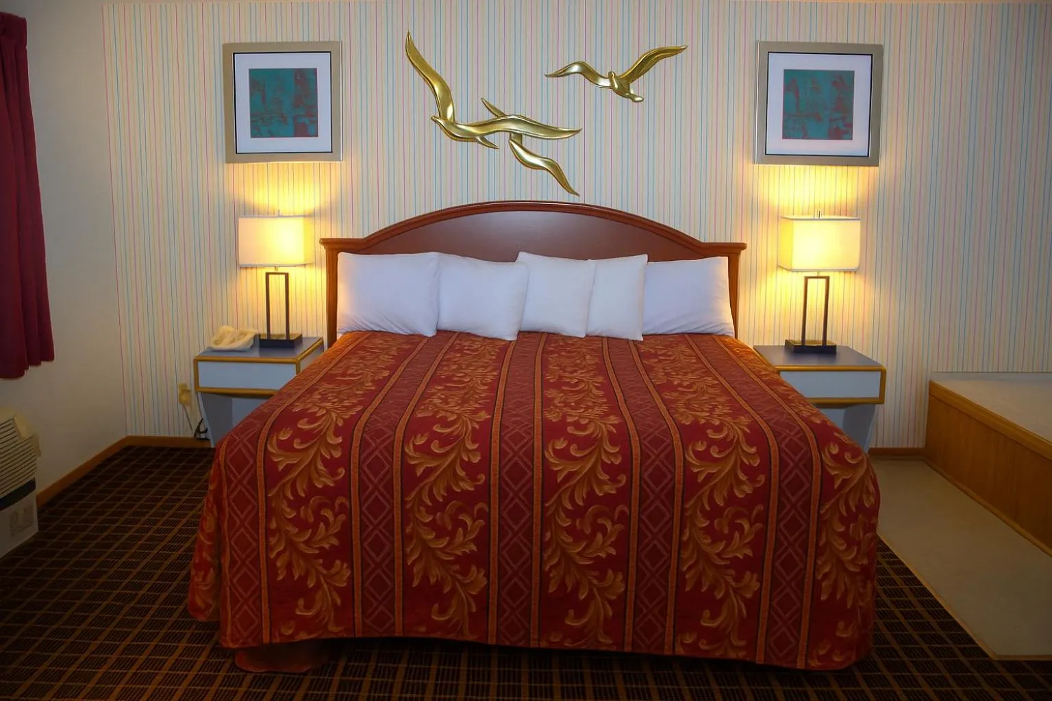 Bed in Ventura Motel