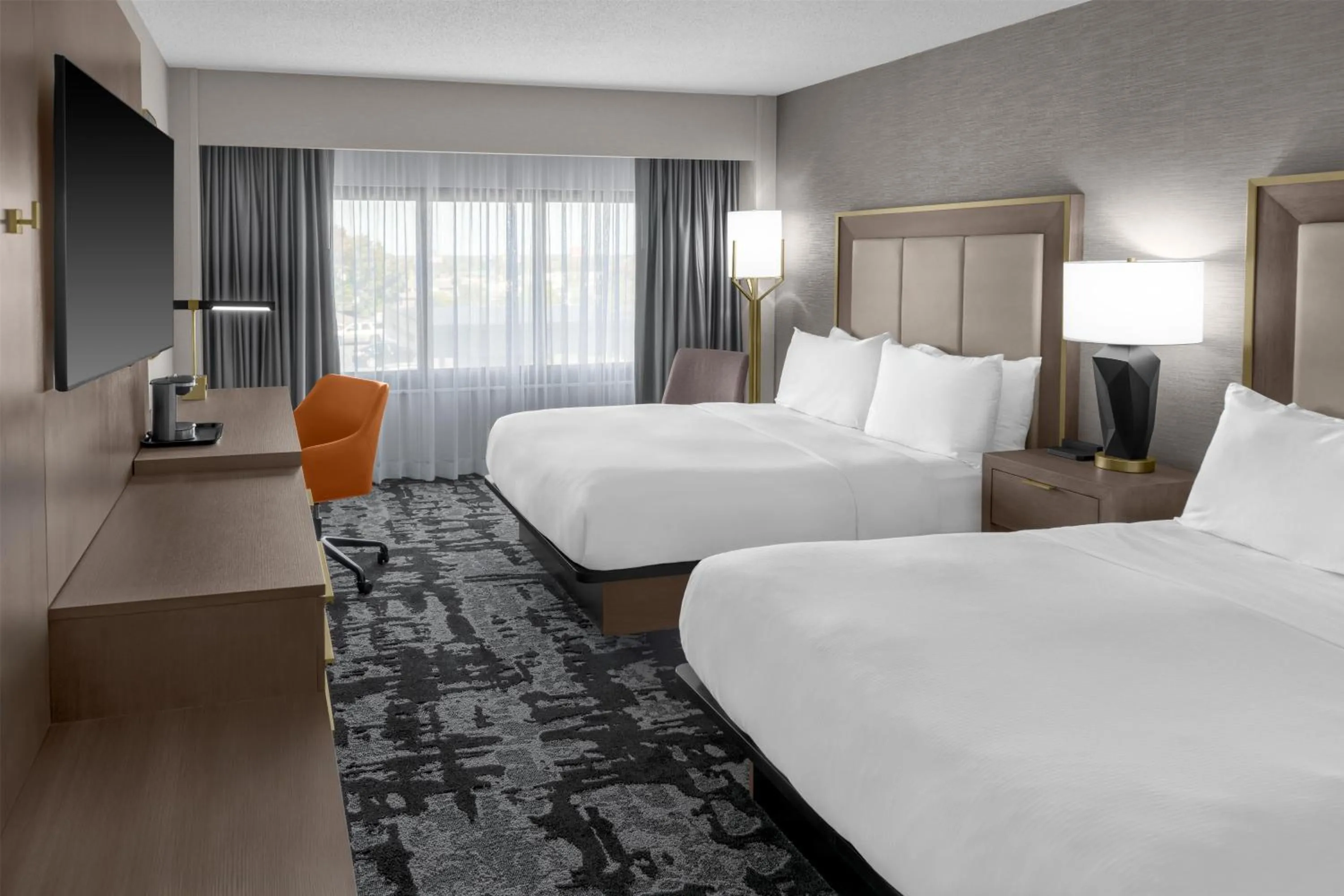 Bed in DoubleTree by Hilton Springfield