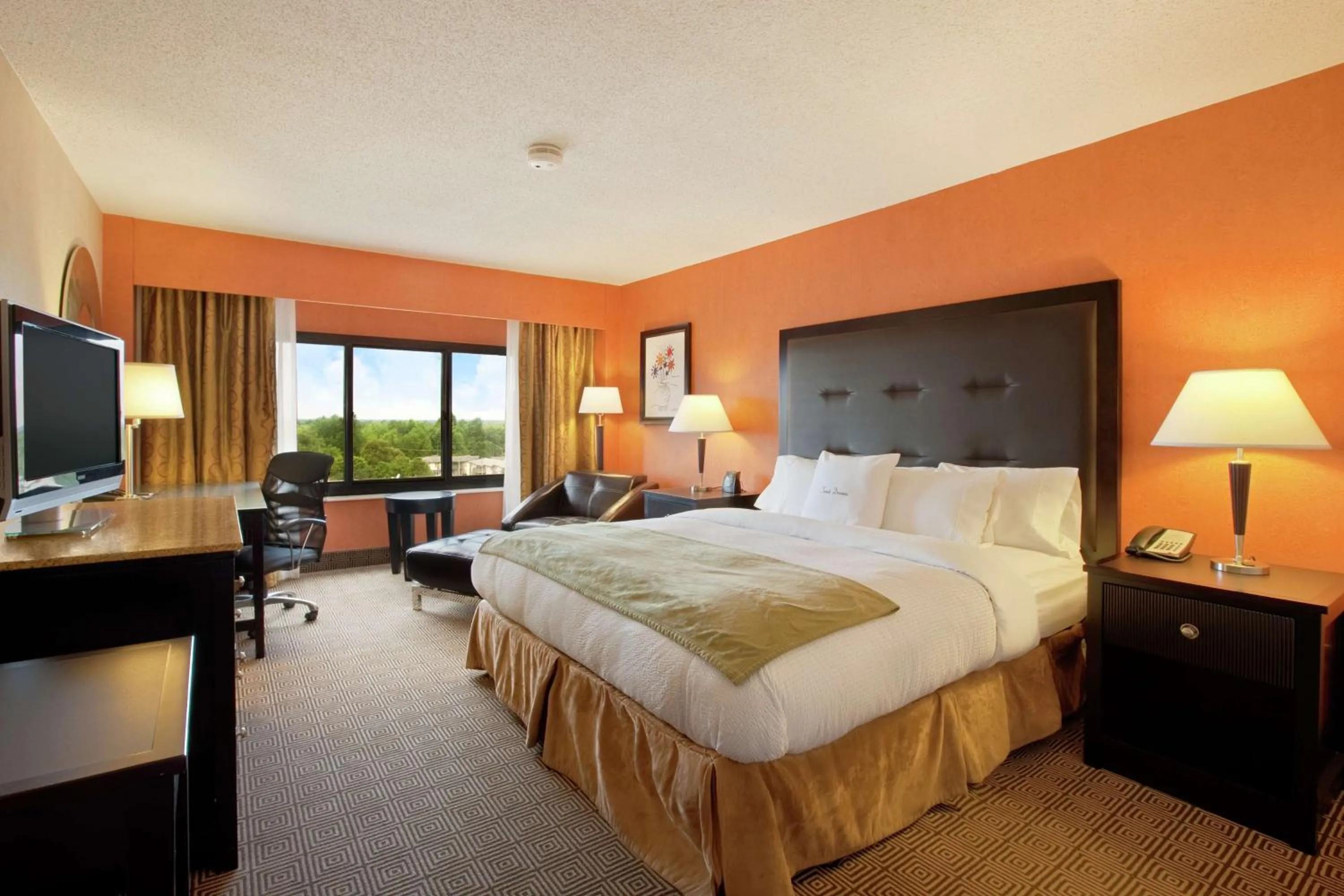 Bed in DoubleTree by Hilton Springfield