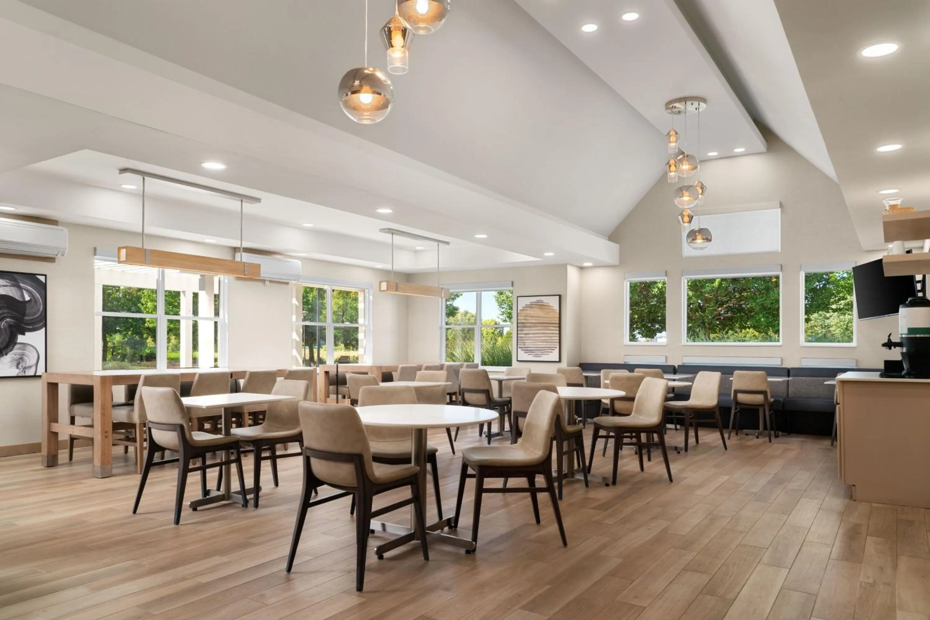 Breakfast in Residence Inn by Marriott Holland