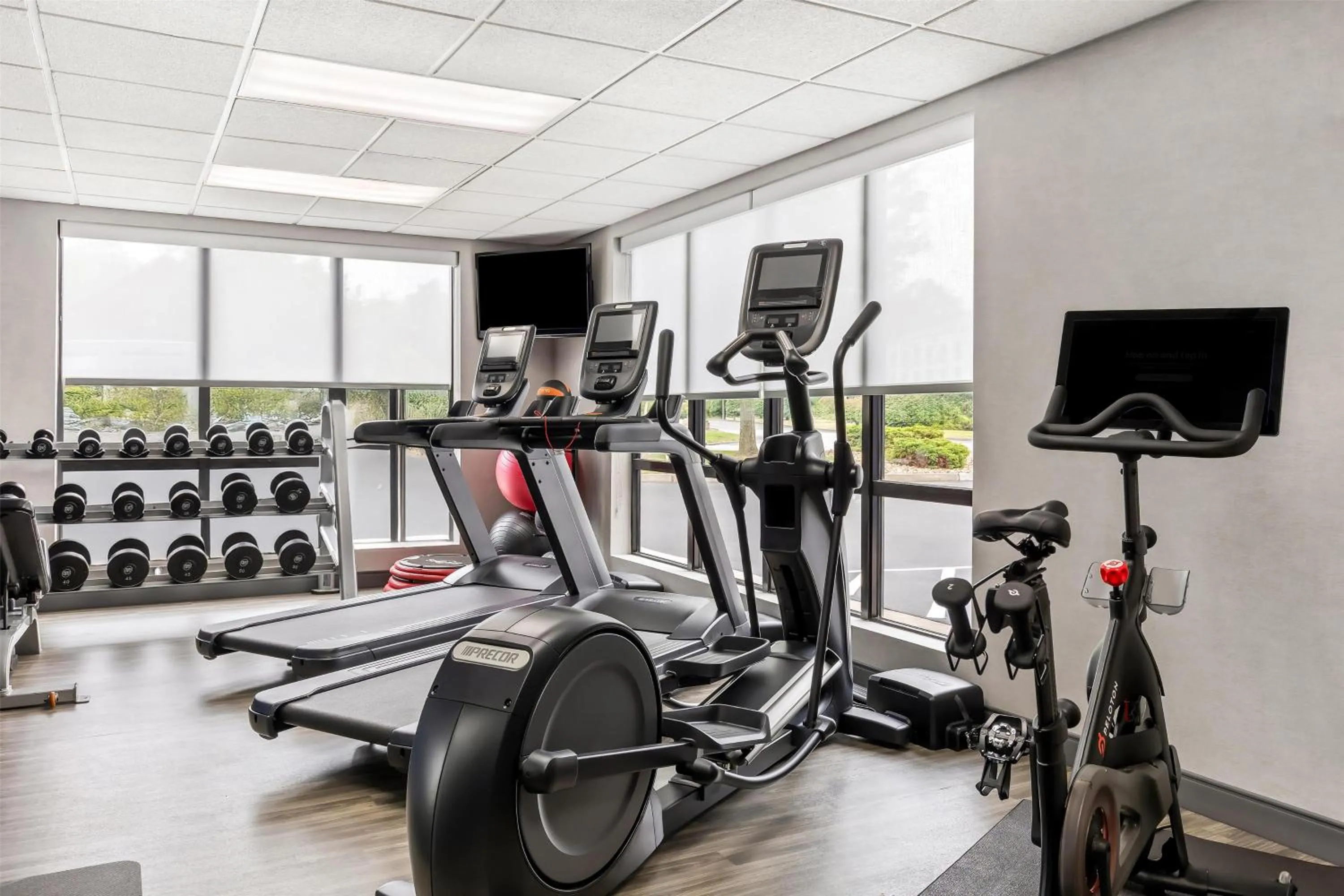 Fitness centre/facilities in Hampton Inn & Suites Grove City