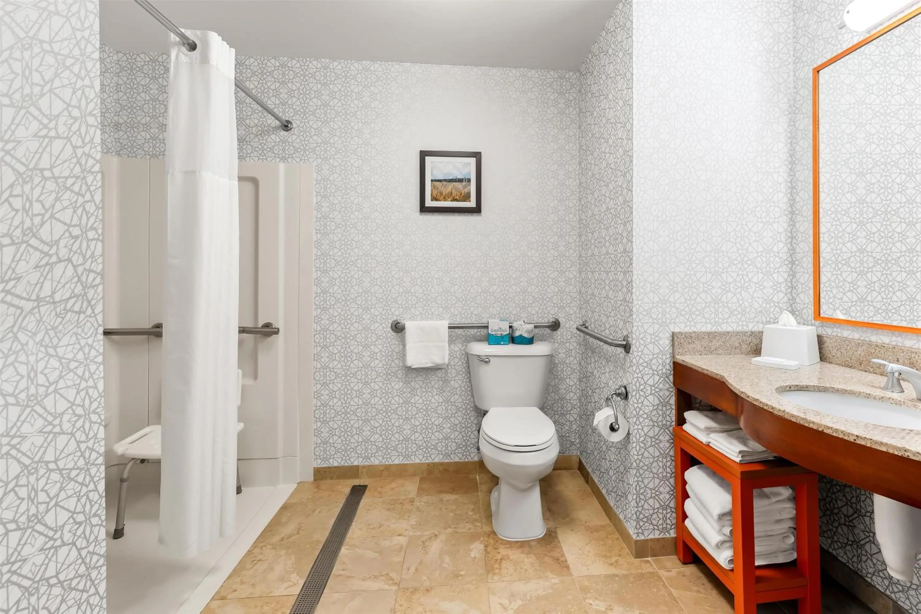 Bathroom in Hampton Inn & Suites Grove City