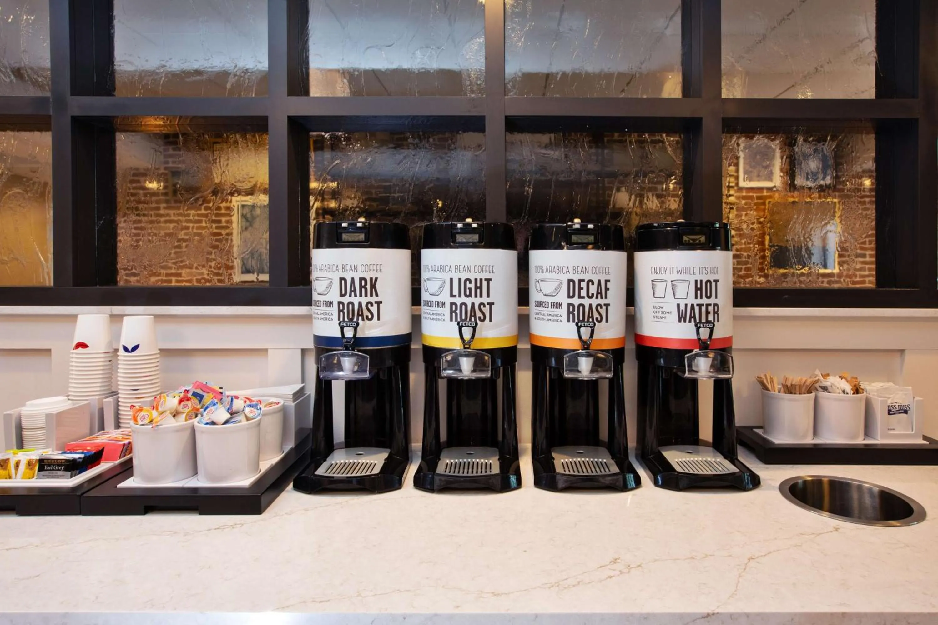 Dining area in Hampton Inn & Suites Spartanburg-I-26-Westgate Mall