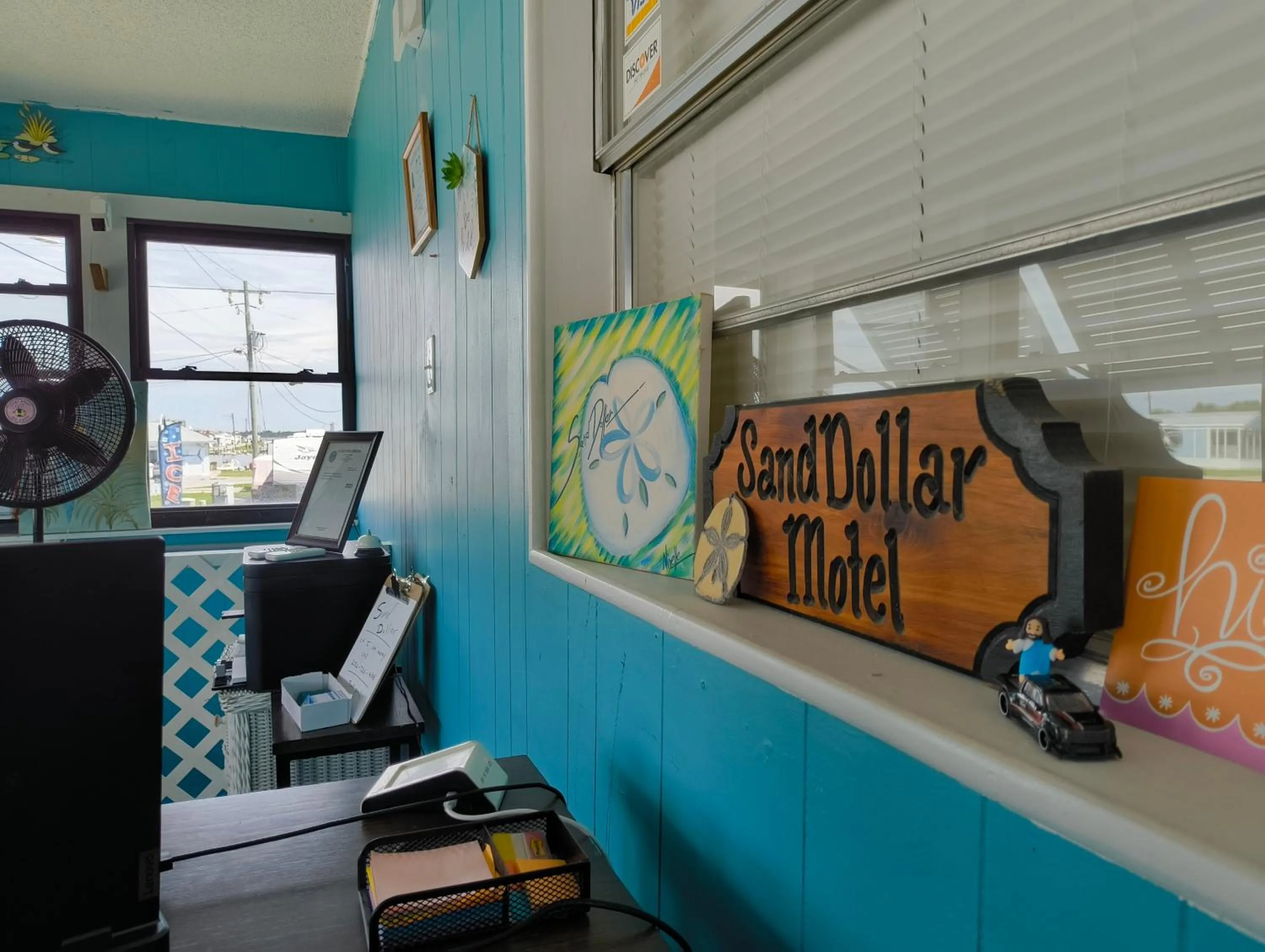 Property building in Sand Dollar Motel