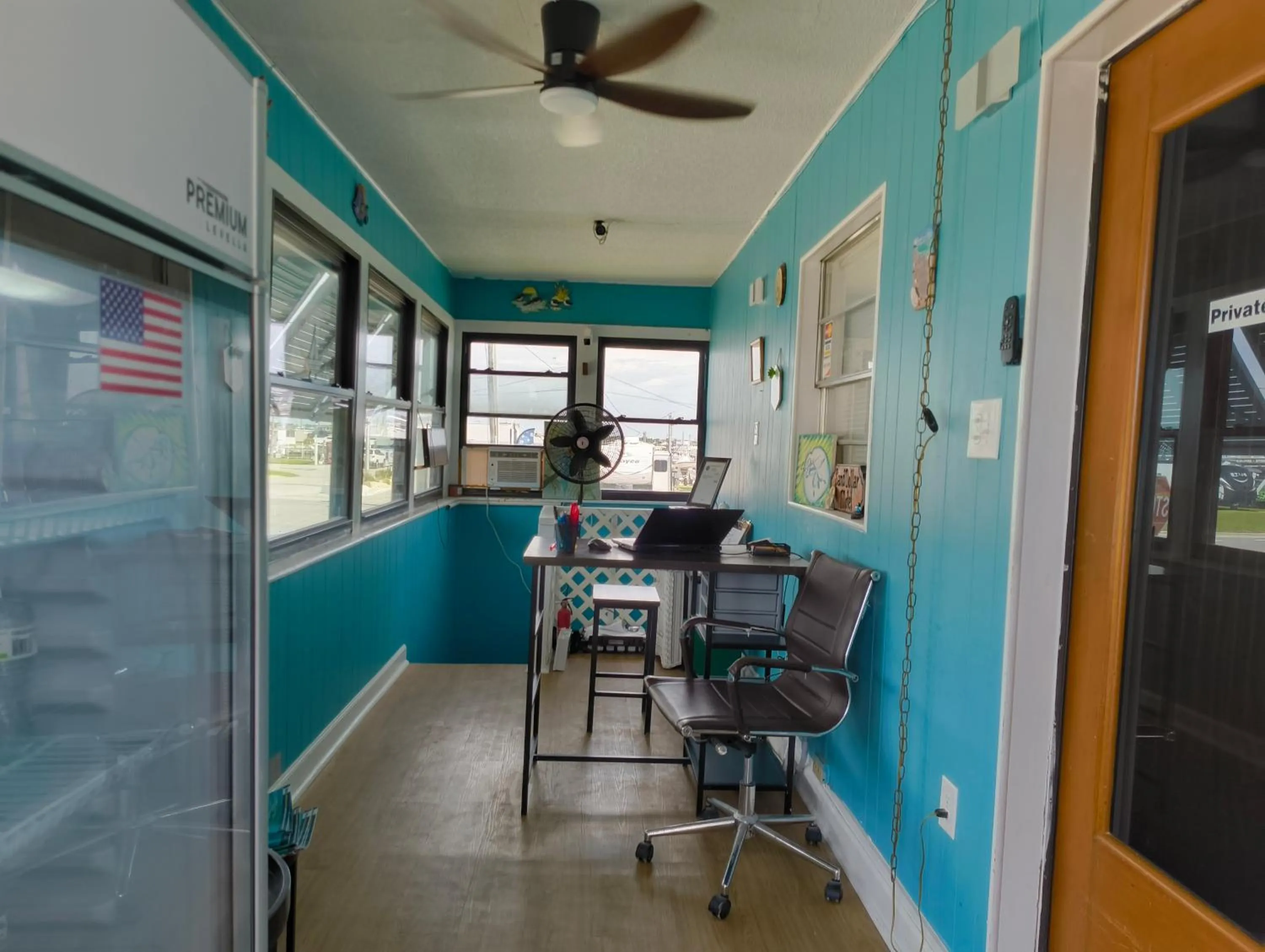 Property building in Sand Dollar Motel