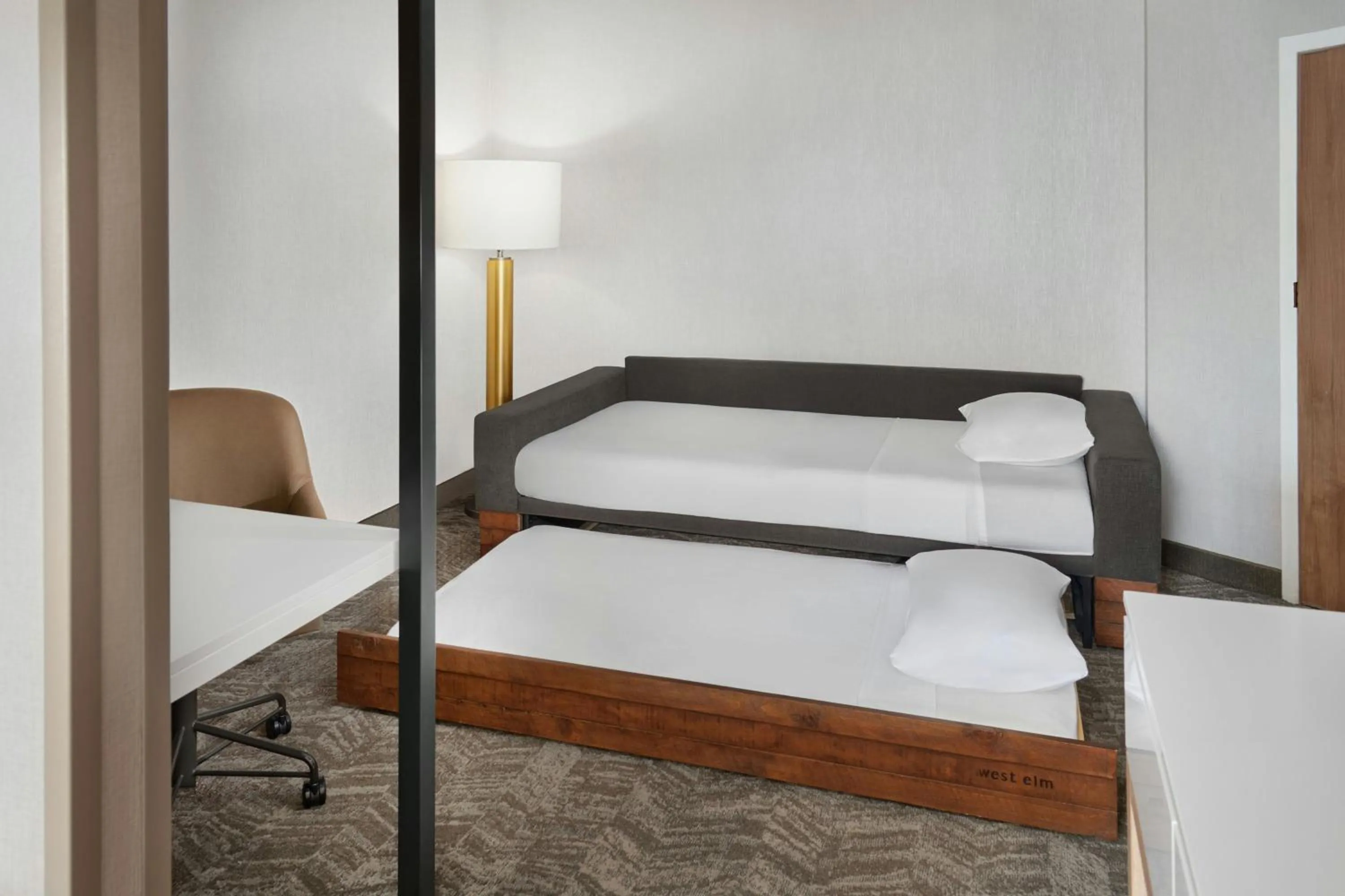 Bedroom, Bed in SpringHill Suites by Marriott Lansing