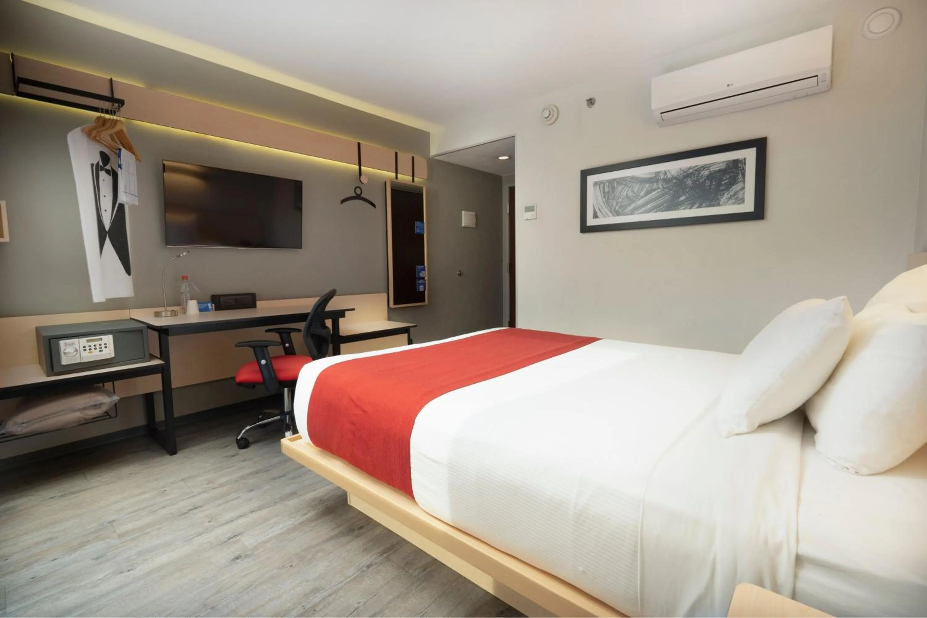 Bedroom, Bed in City Express by Marriott Santiago Aeropuerto