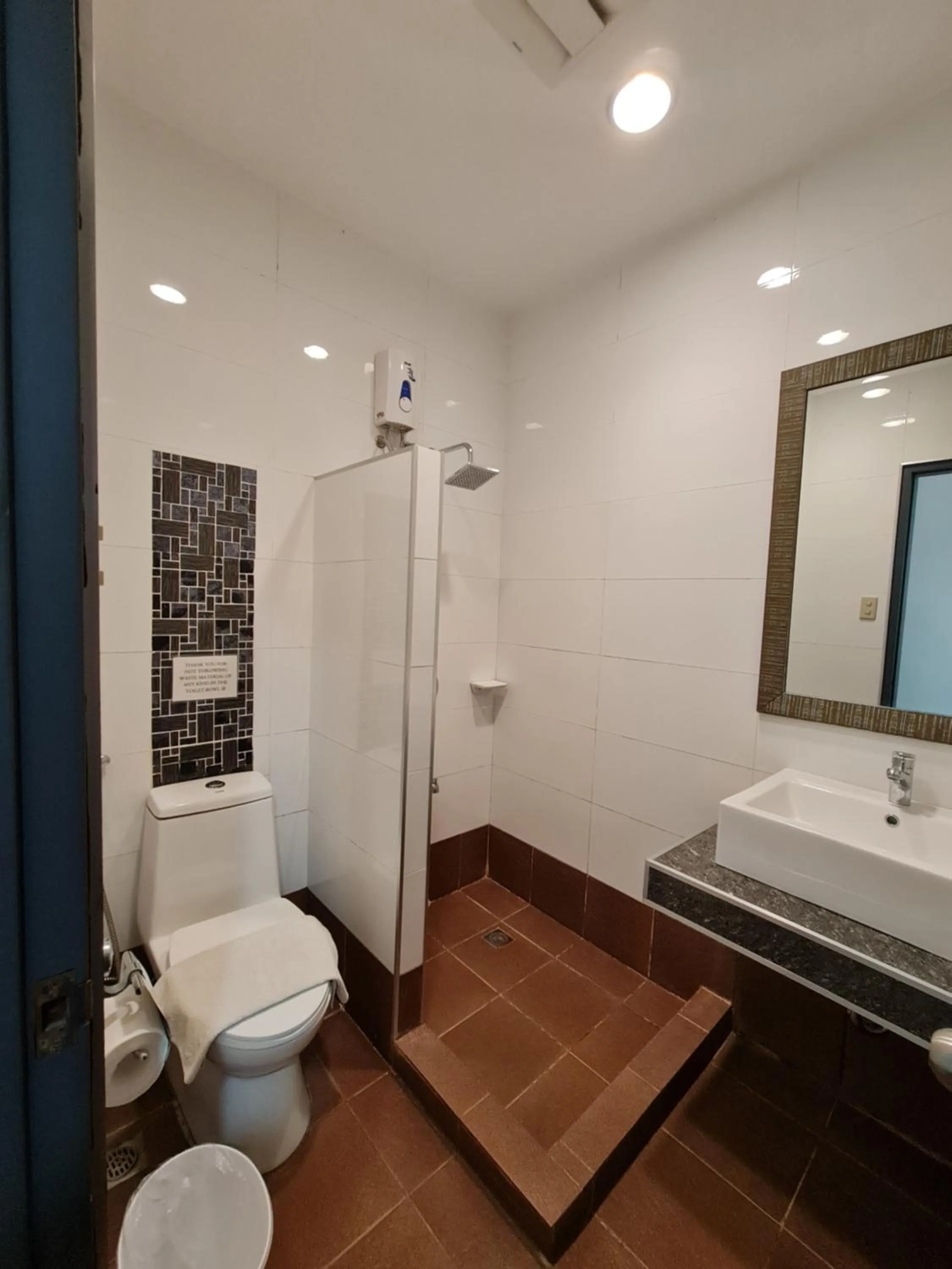 Bathroom in Bayview Country Inn El Nido