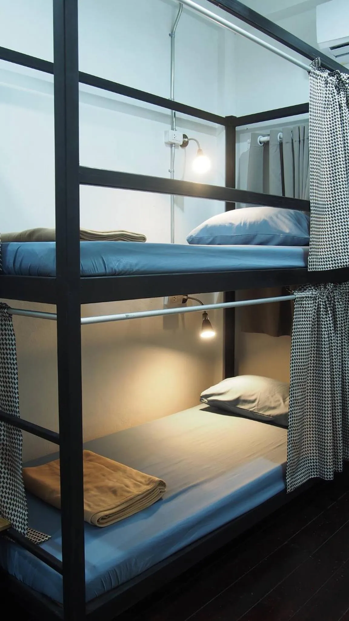 bunk bed, Bed in Dhub Hostel Donmueng