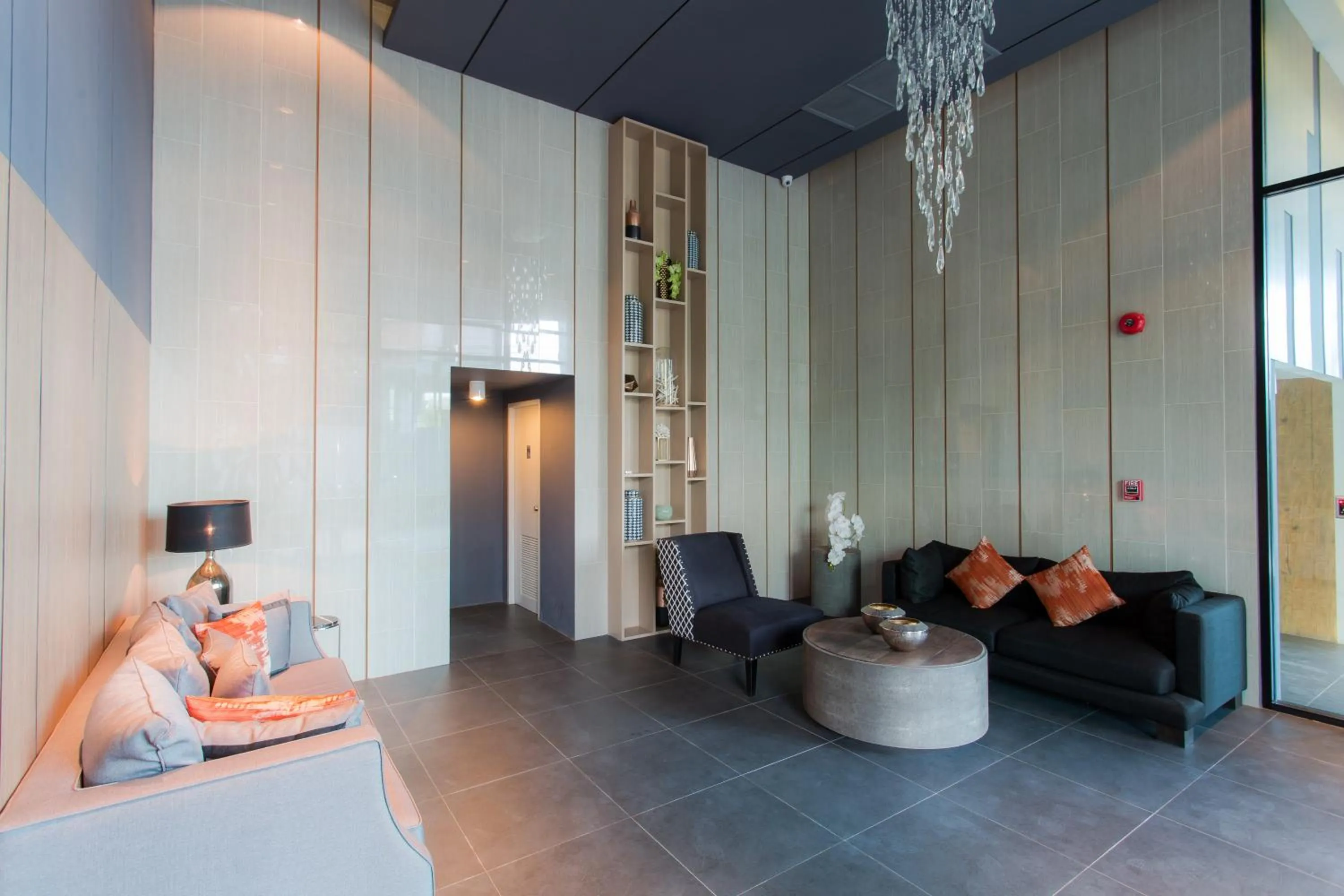 Lobby or reception in 6th Avenue Surin Beach - Official Account