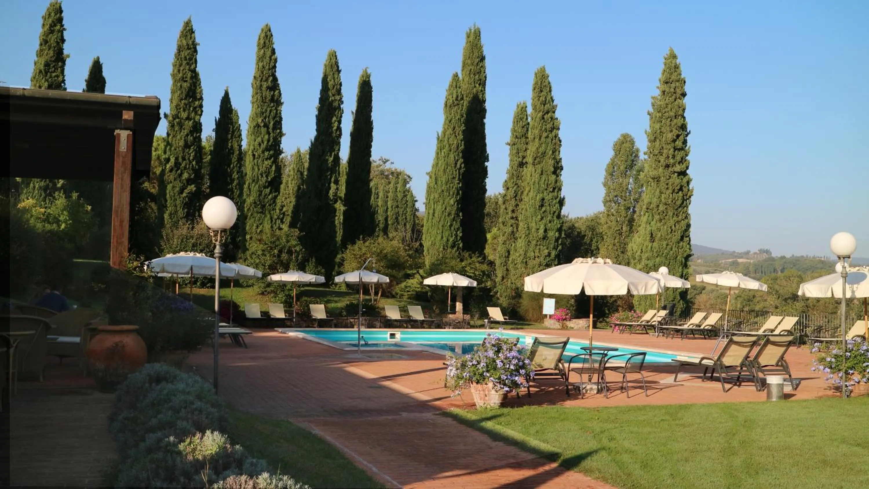 Pool view in Agriturismo La Sovana