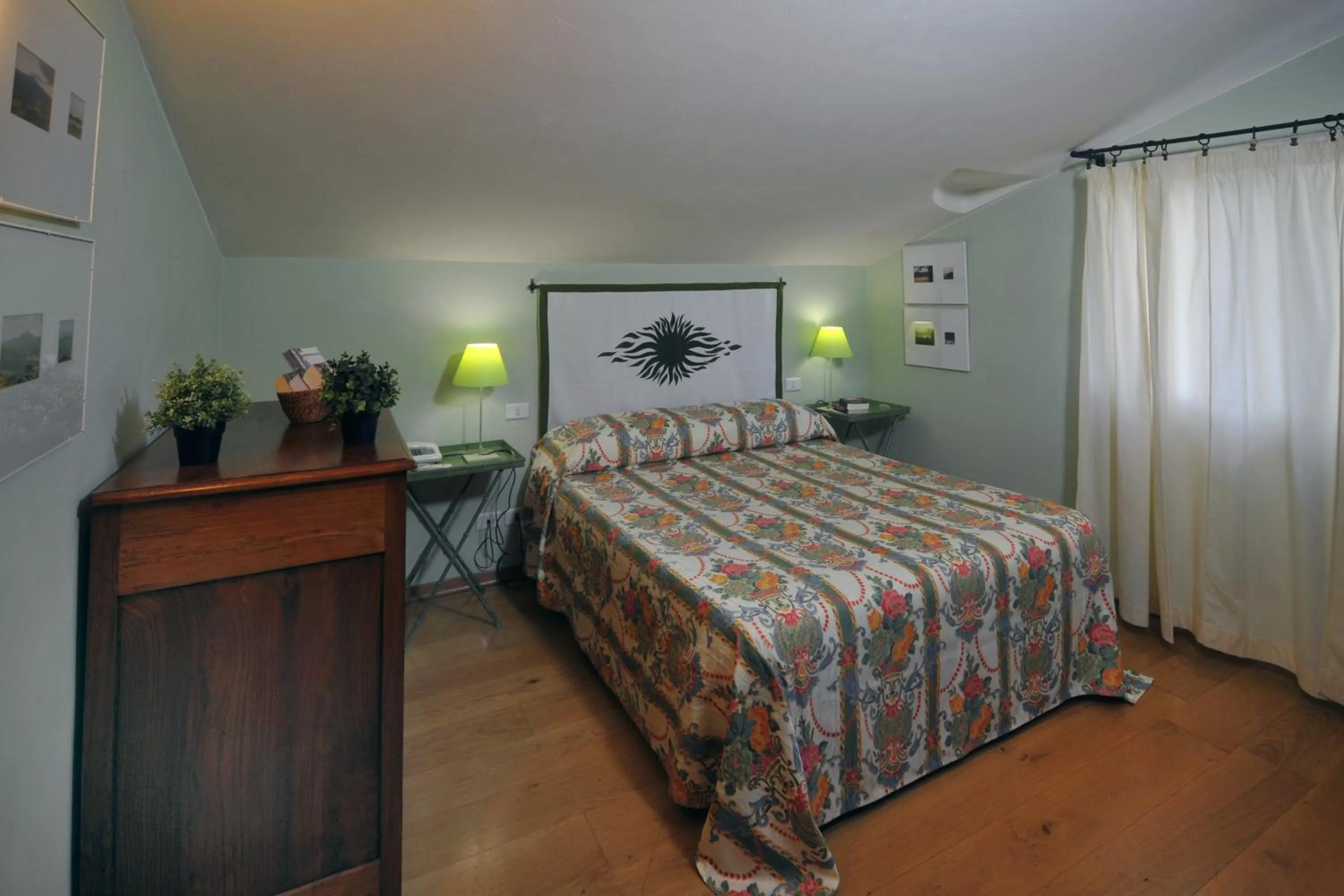 Bedroom, Bed in Agriturismo La Sovana