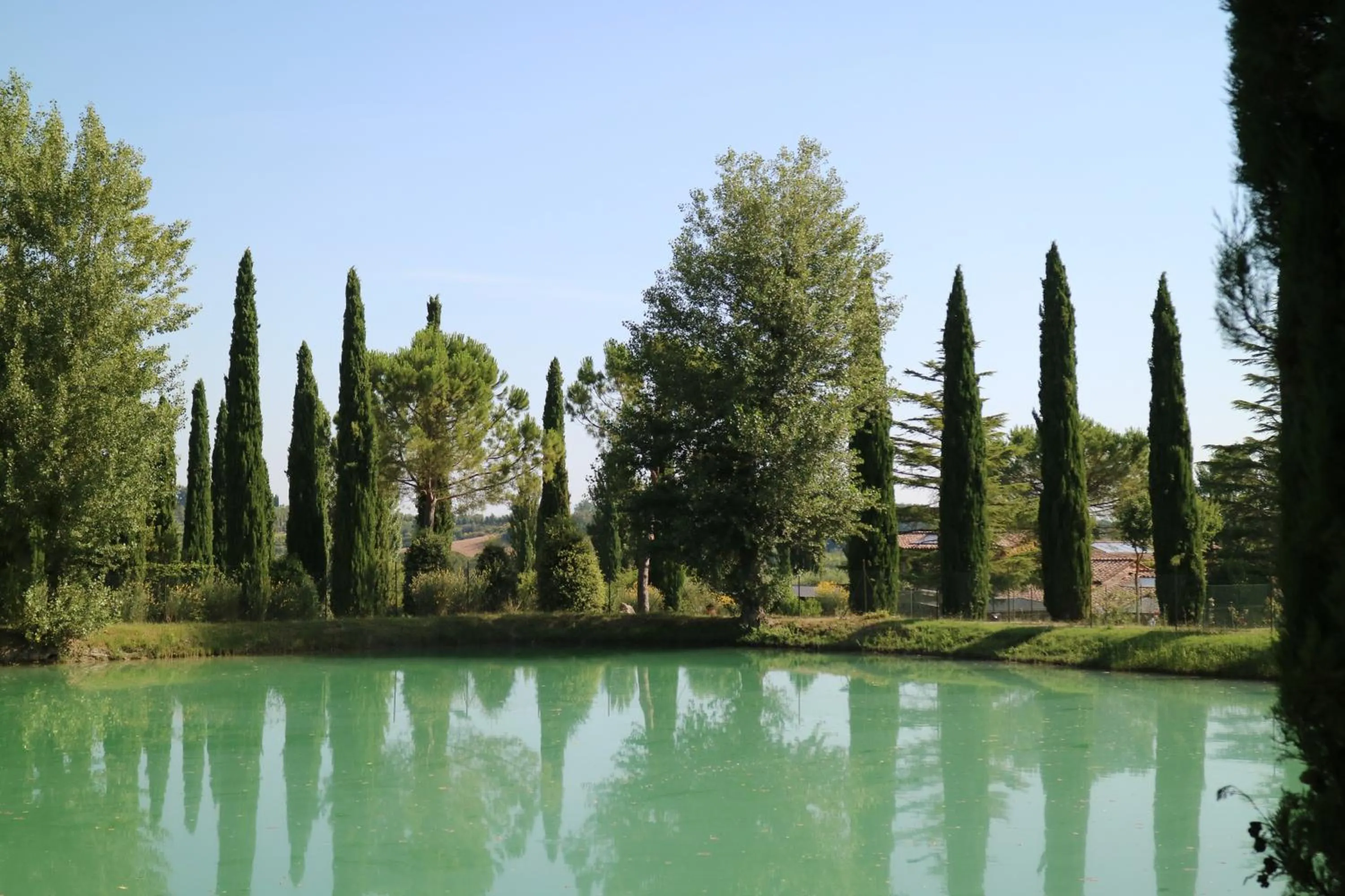 Lake view in Agriturismo La Sovana
