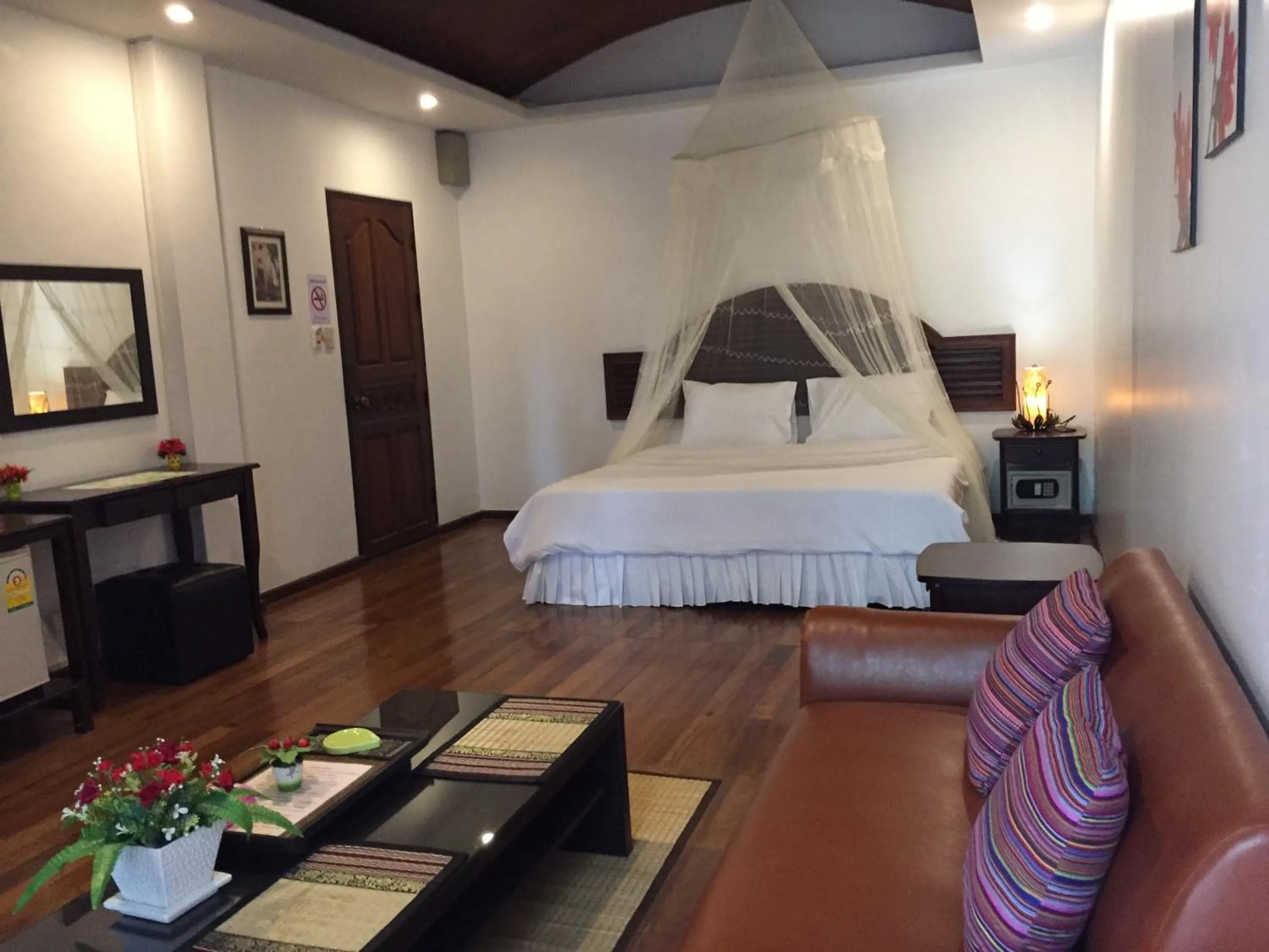 Bedroom, Bed in Nawaporn Place