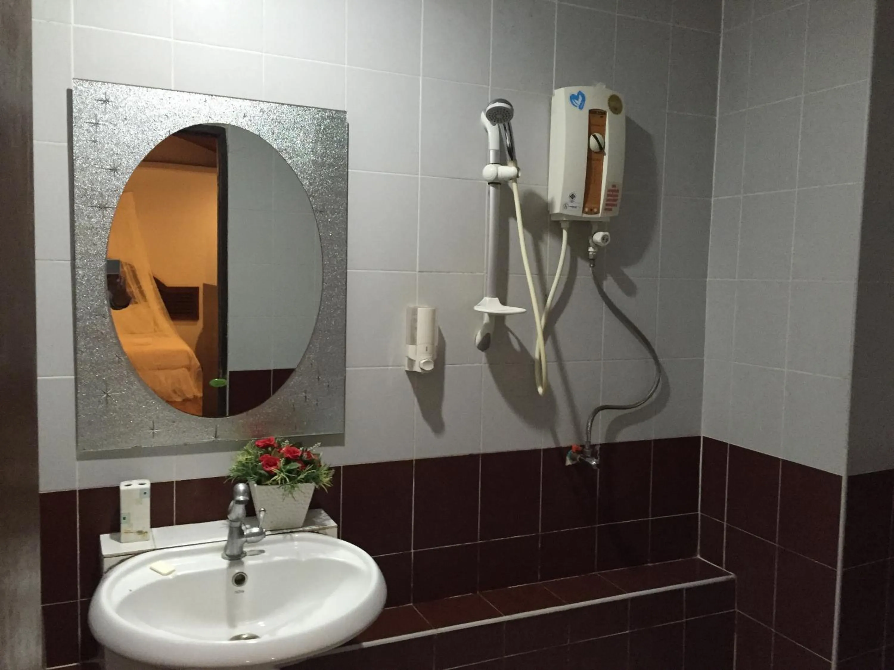 Bathroom in Nawaporn Place