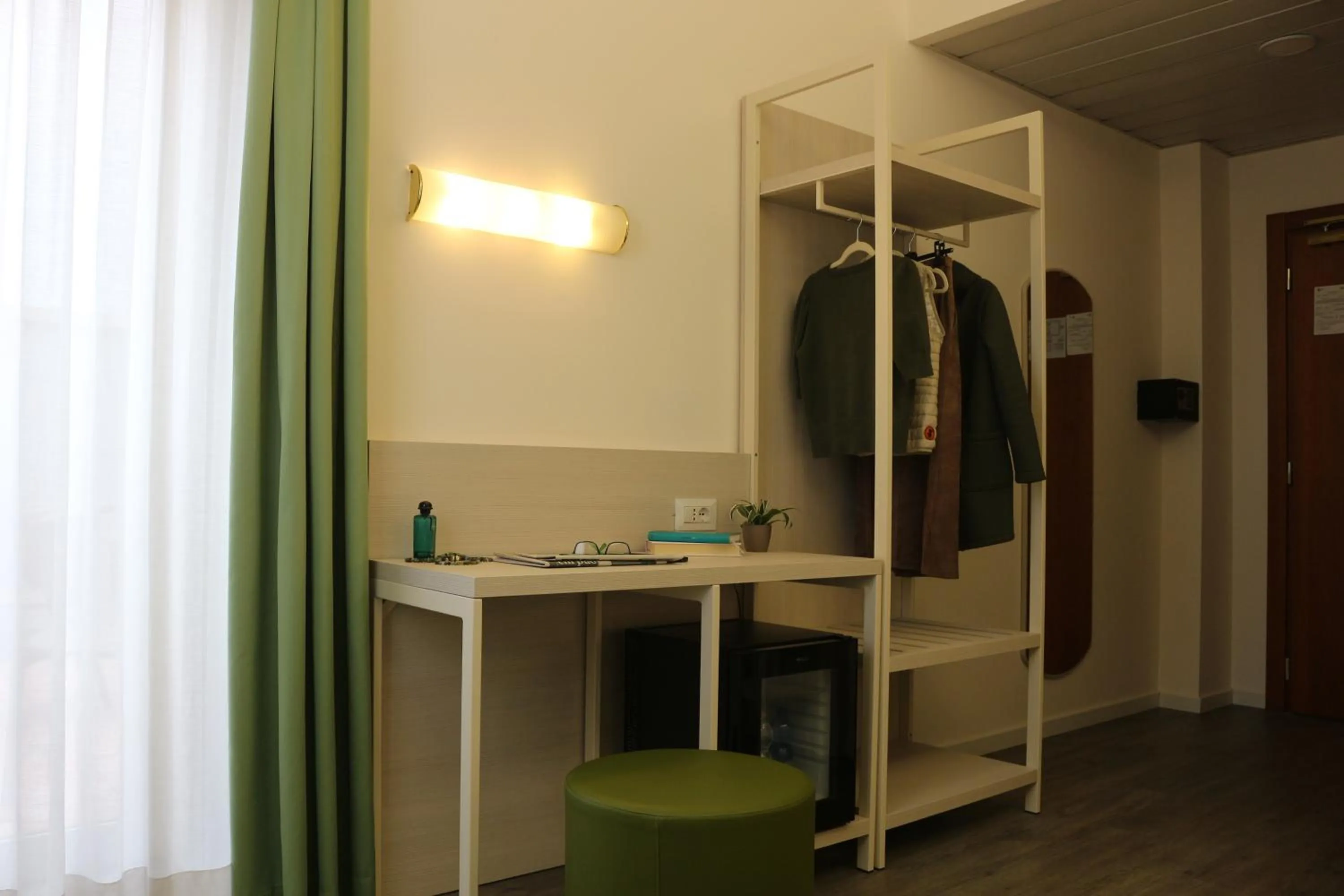 wardrobe in Hotel Embassy