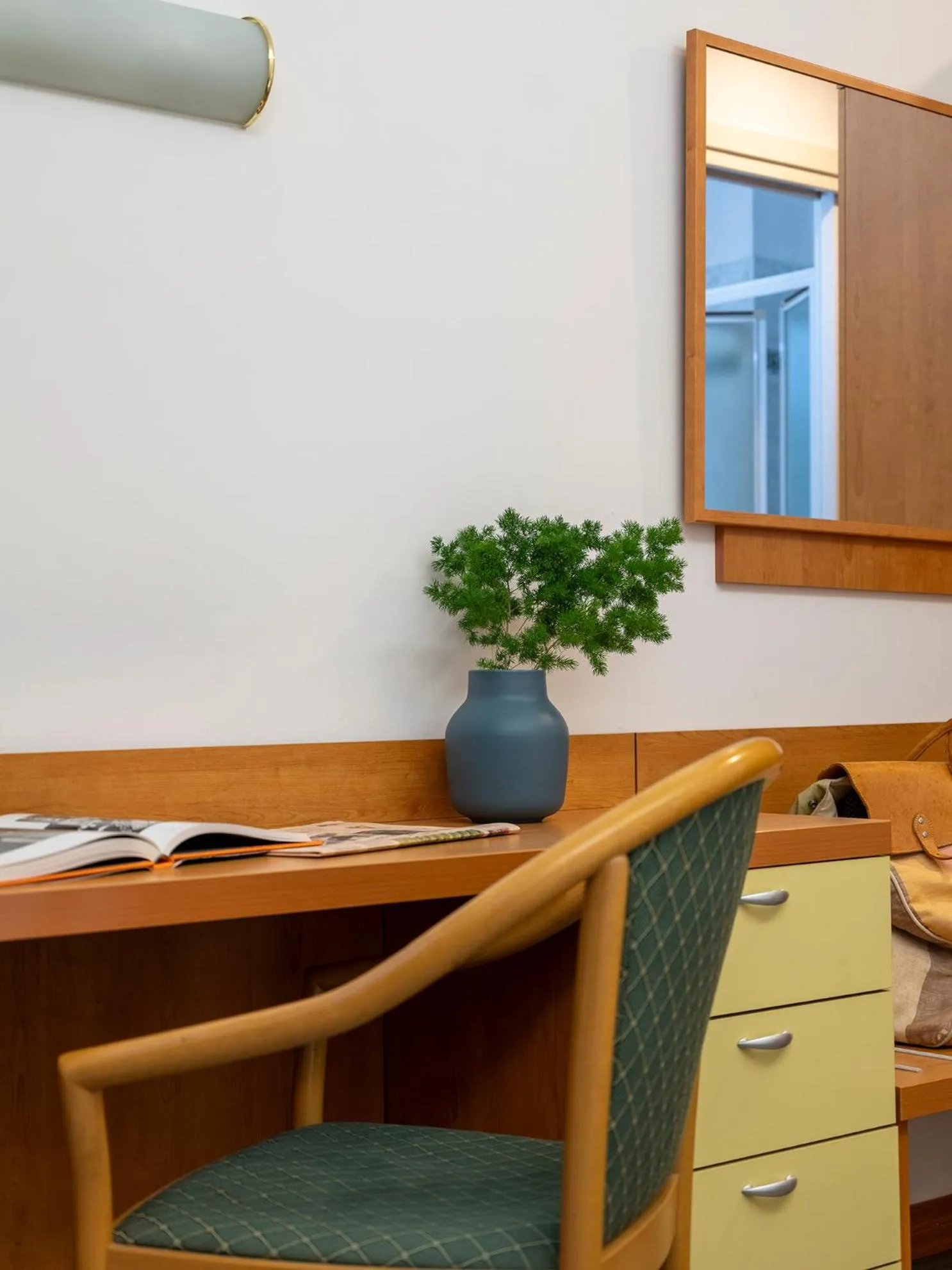 Bedroom in Hotel Embassy