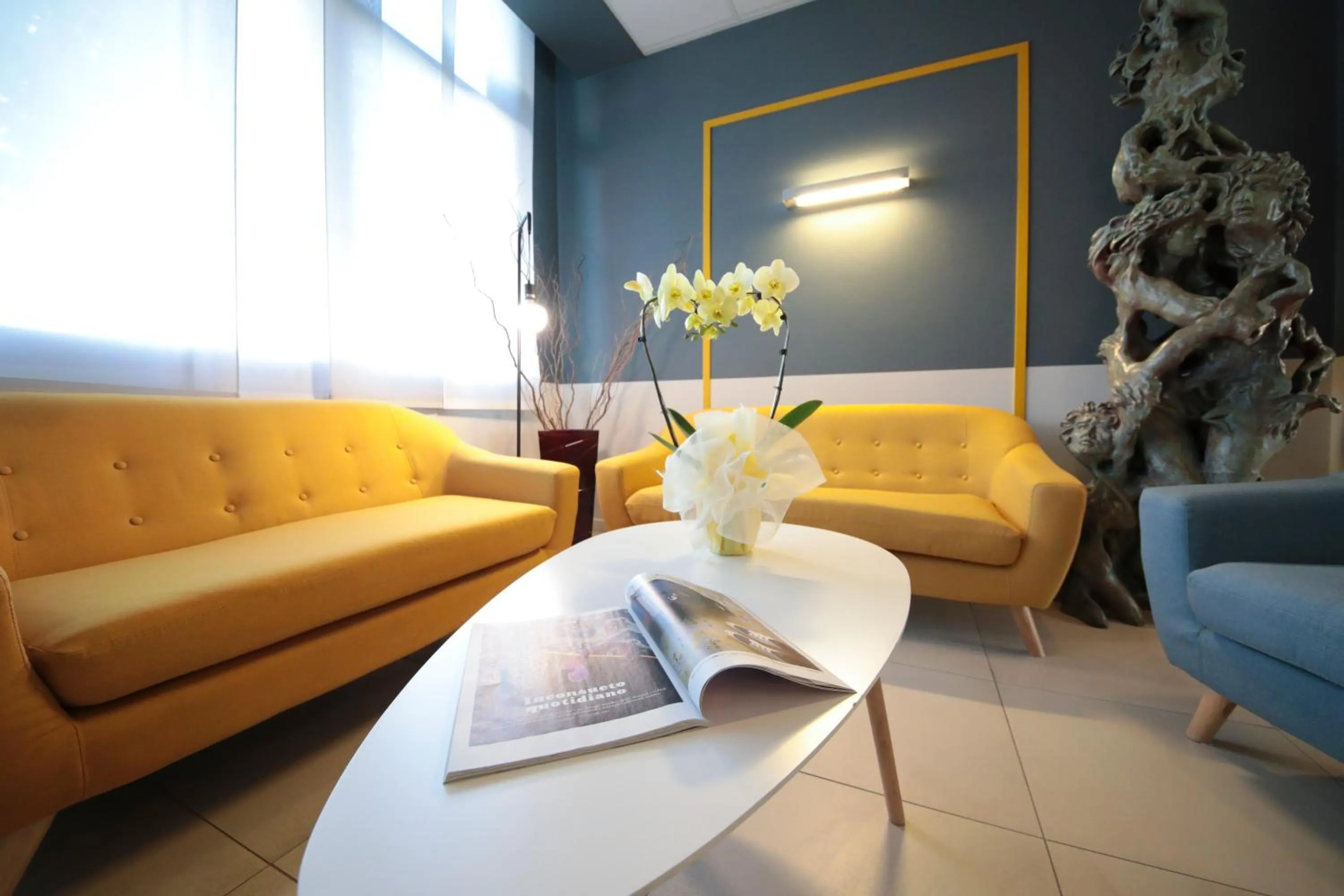 Lobby or reception in Best Western Hotel Cristallo Mantova