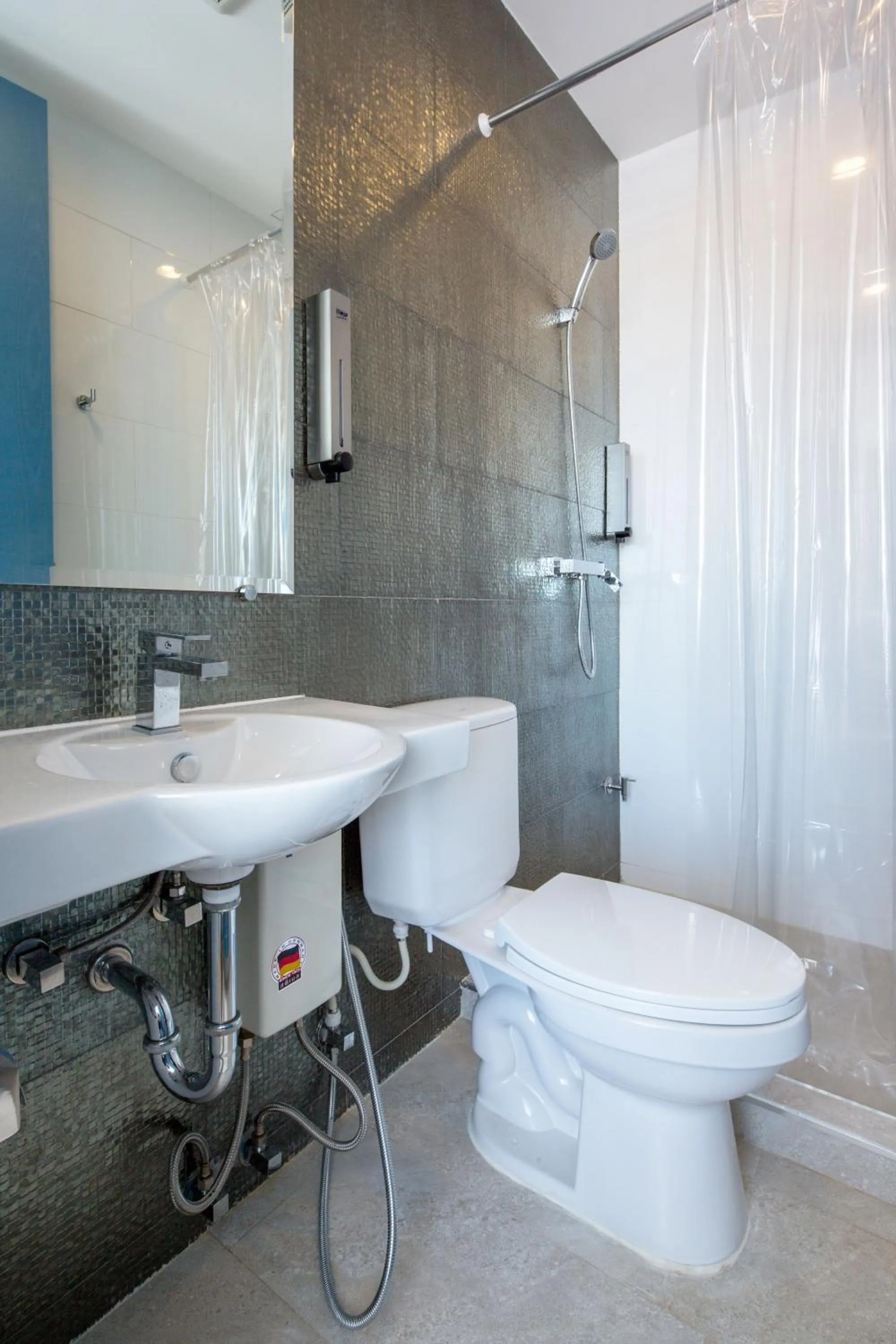 Shower in 128 room and massage