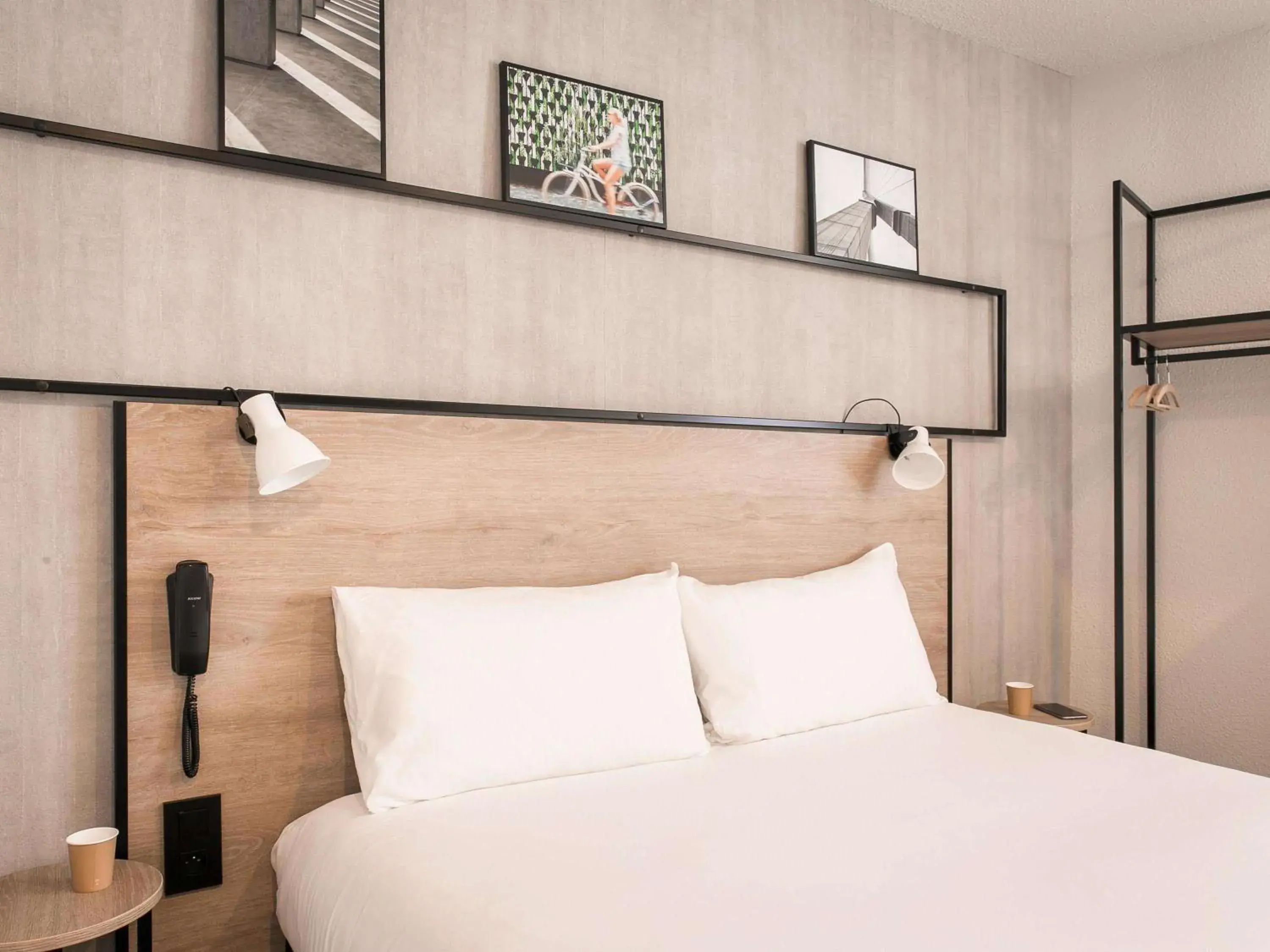 Standard Double Room in ibis Avignon Sud Standard Double Room in ibis Avignon Sud