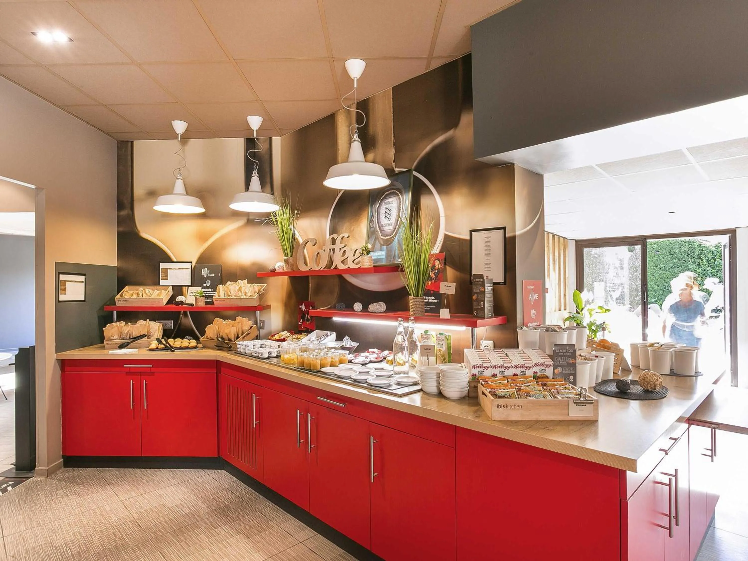 Breakfast in ibis Avignon Sud