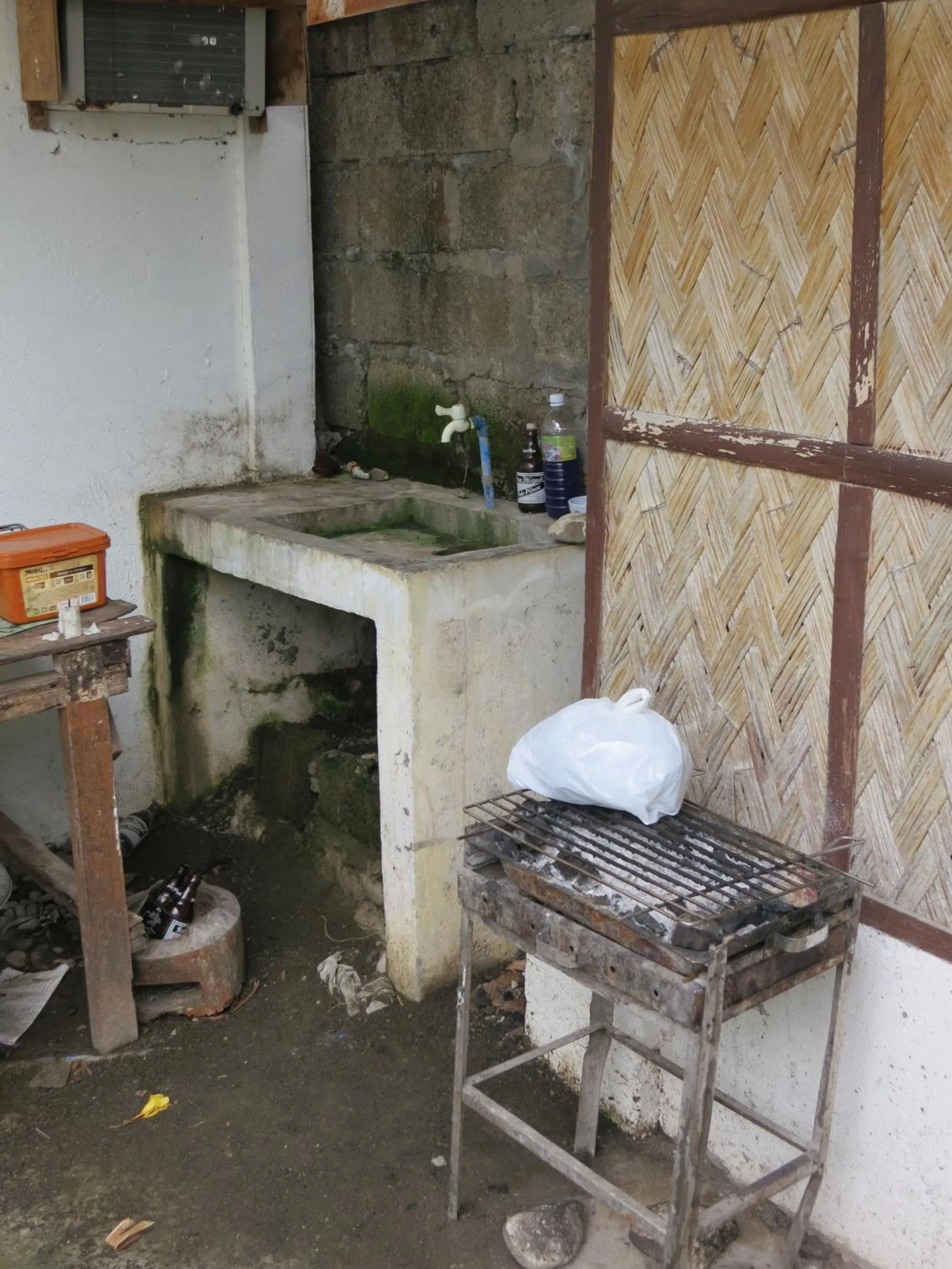 BBQ facilities in Anilao Scuba Dive Center (ASDC)