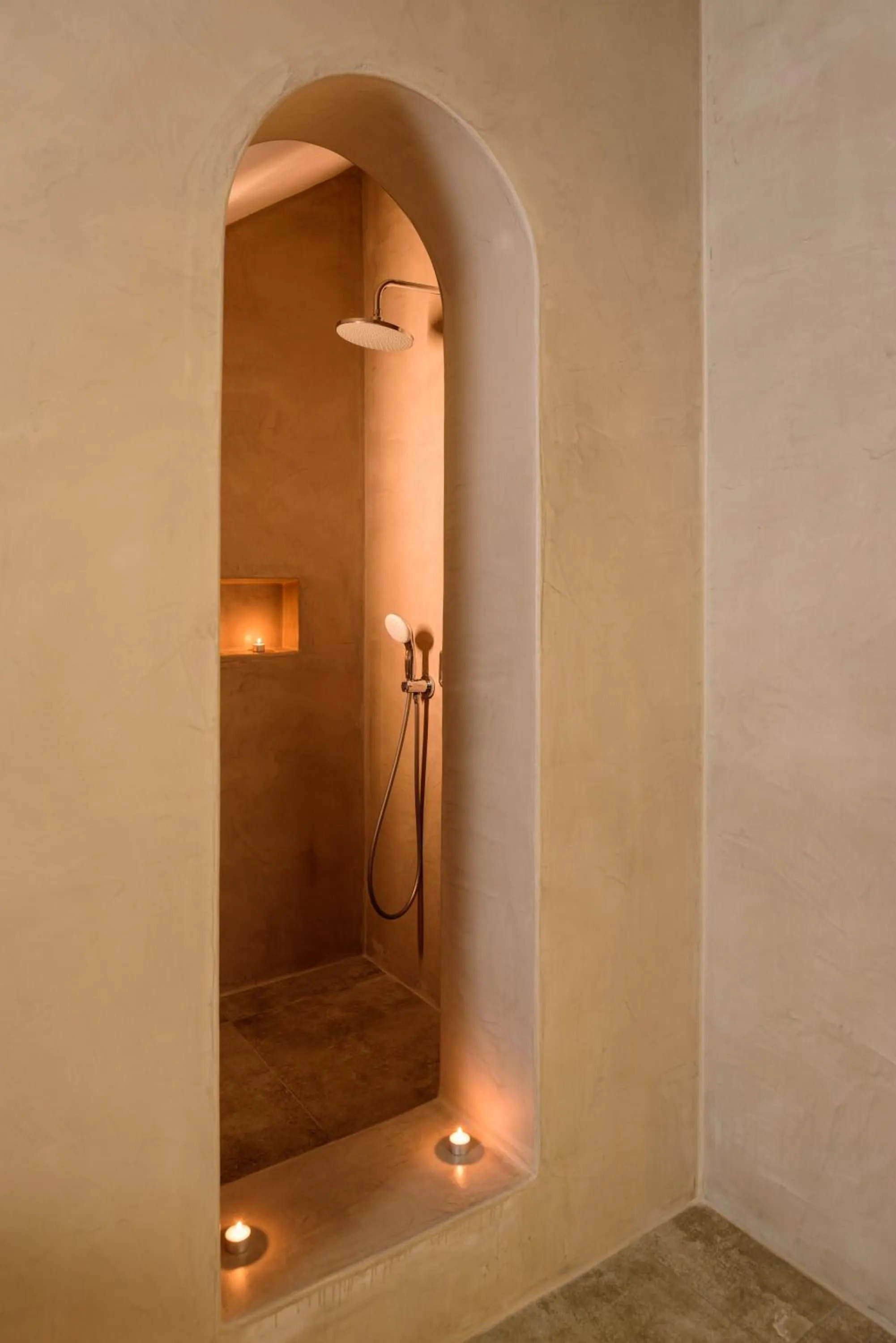 Bathroom in Aliter Suites