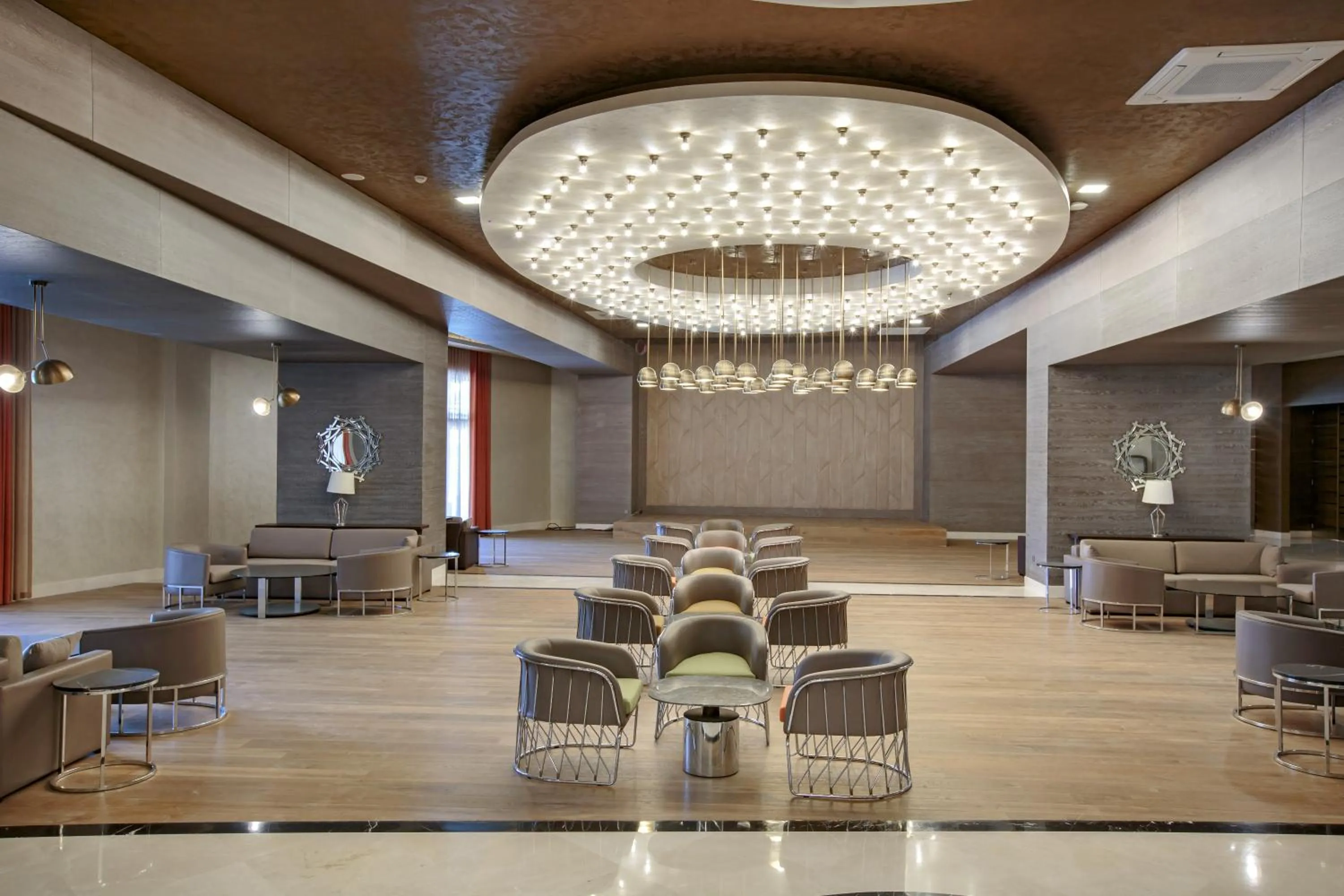 Other in Royal Seginus