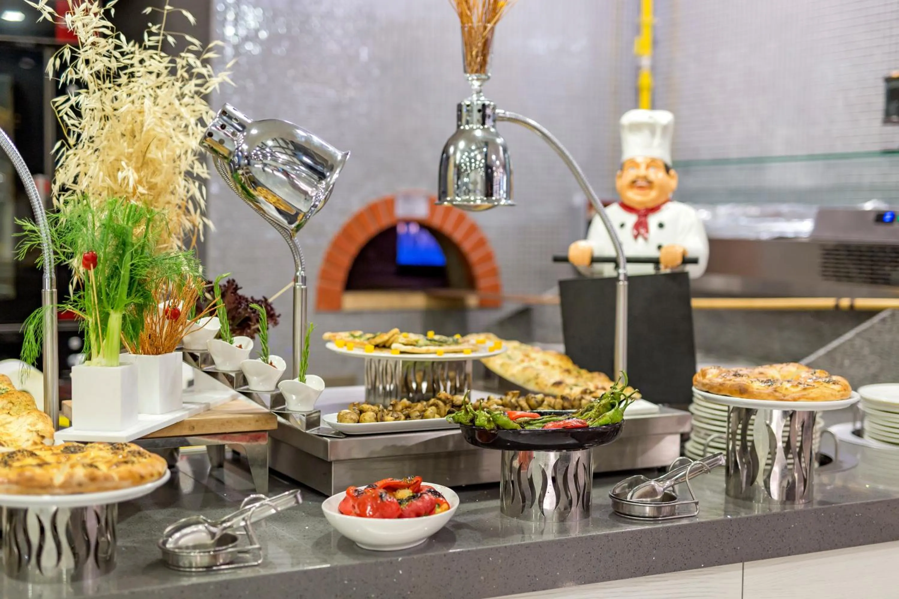 Food and drinks in Royal Seginus