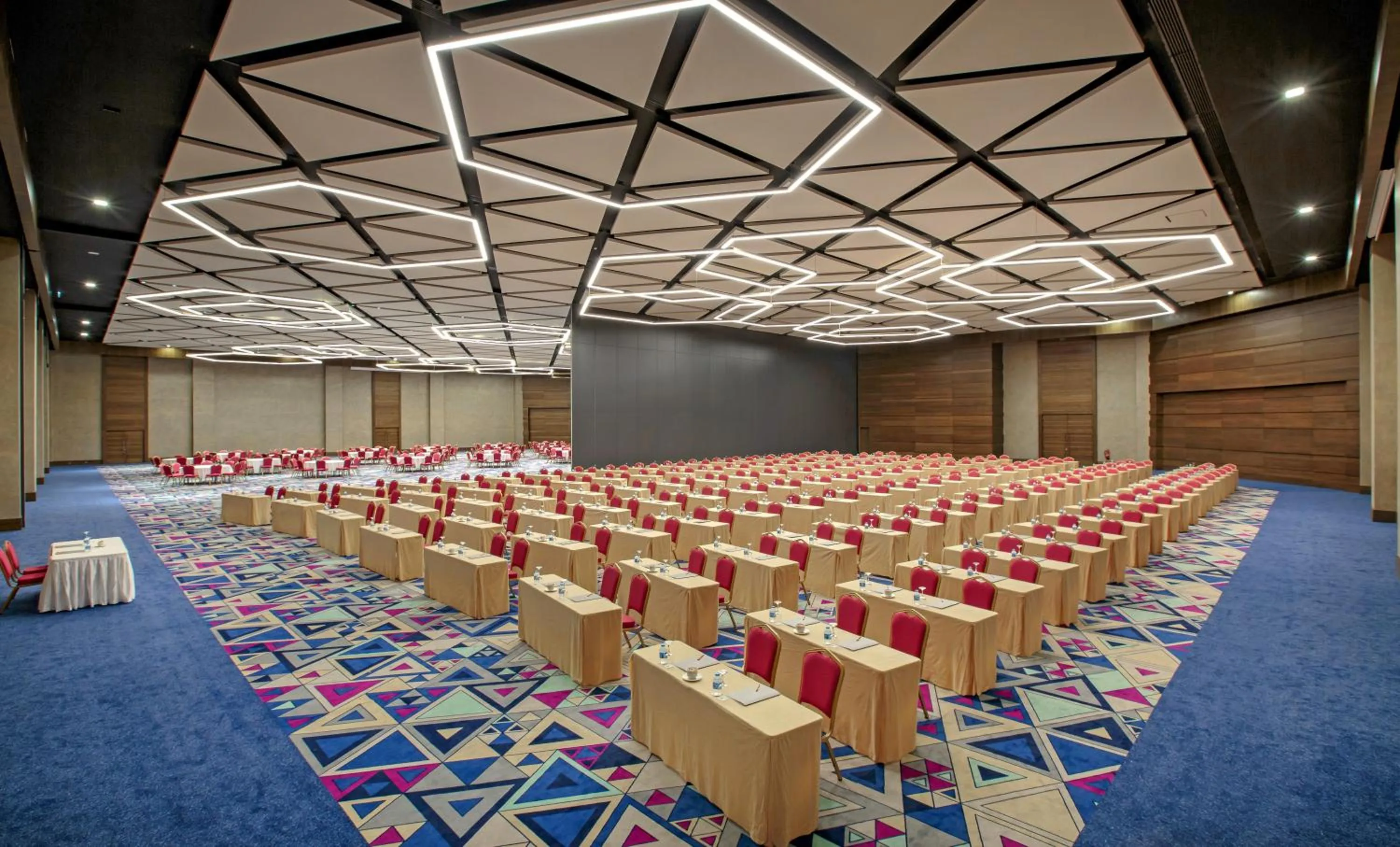 Place of worship in Royal Seginus