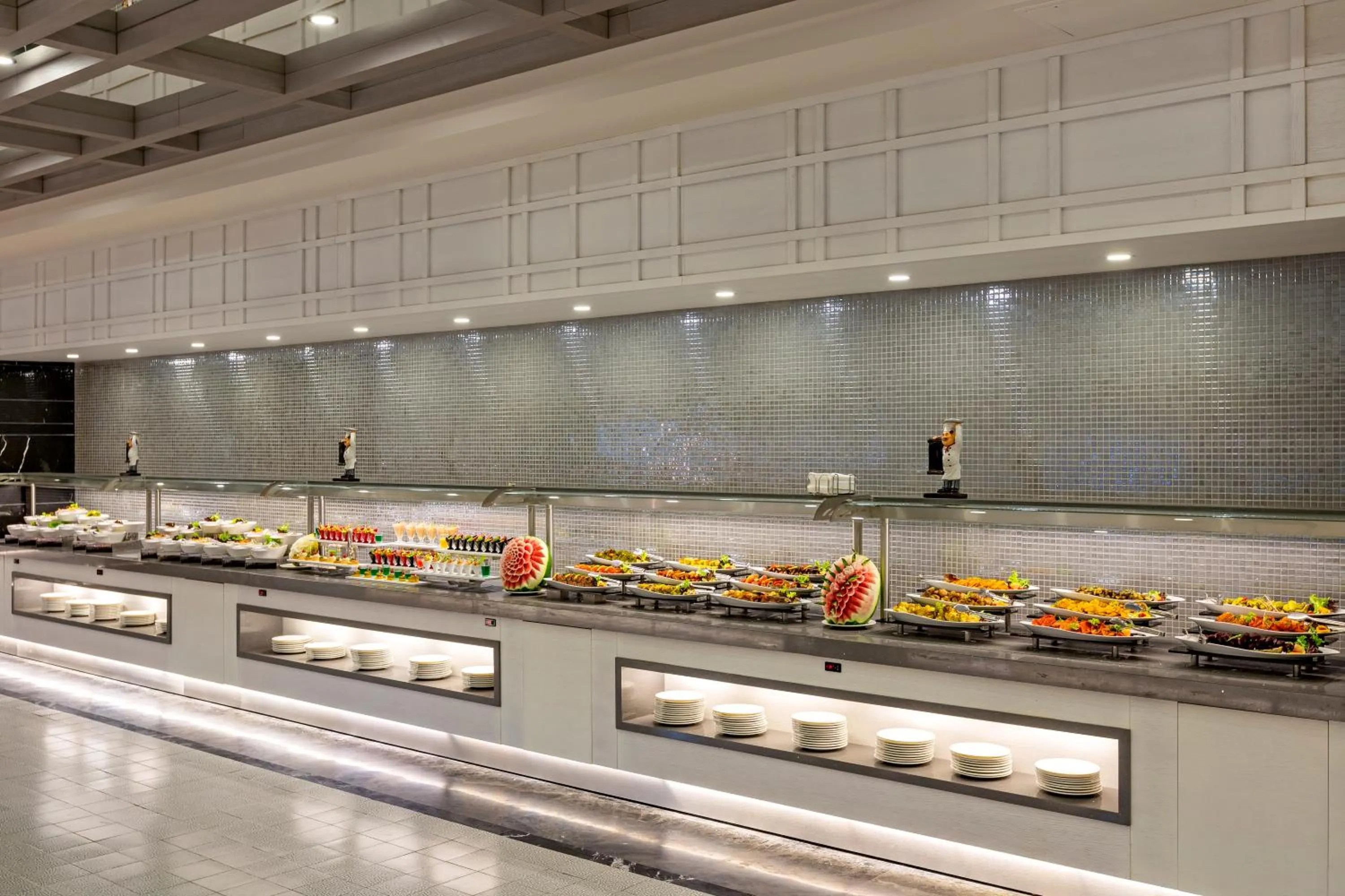 Lounge or bar in Royal Seginus