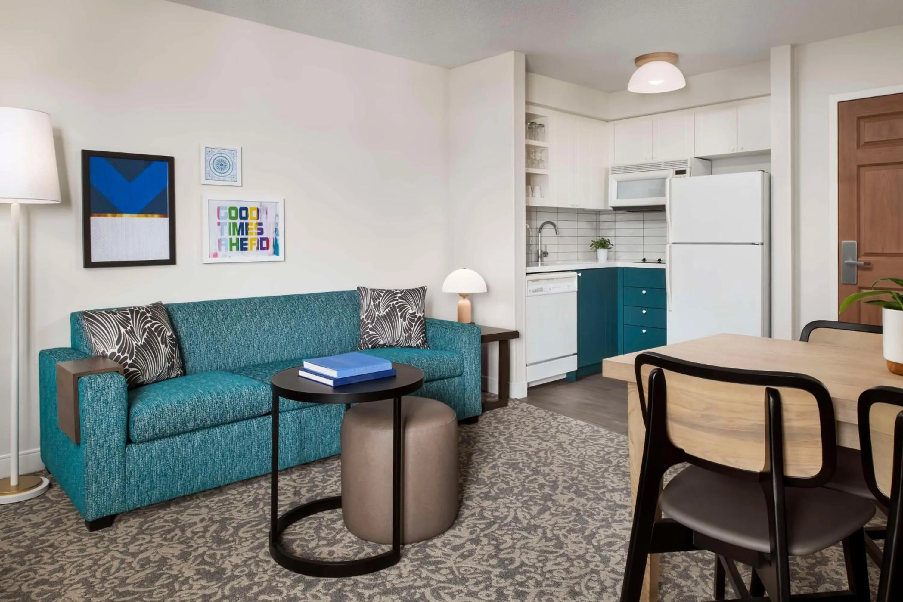 Photo of the whole room in Sonesta ES Suites Toronto Markham