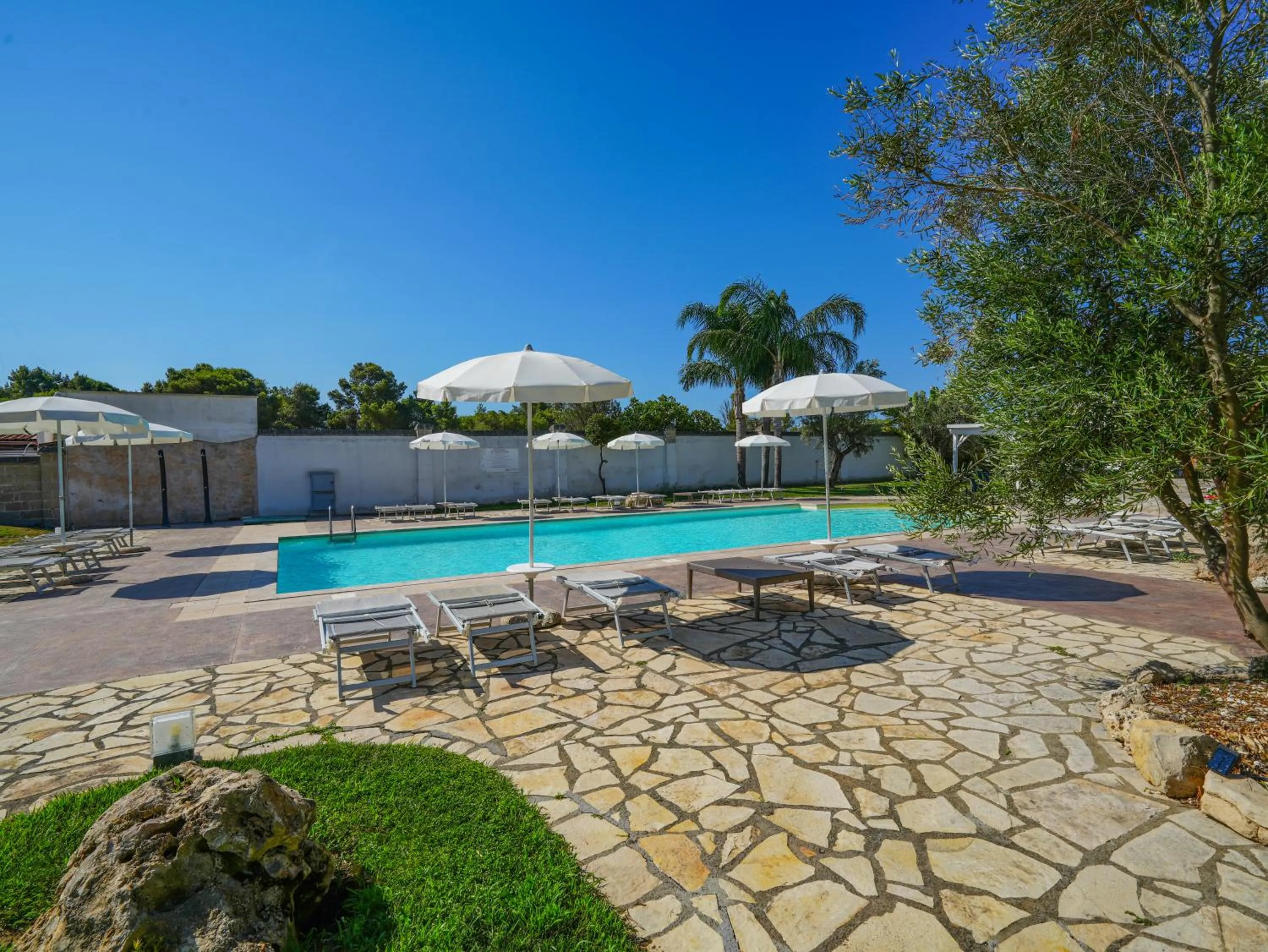 Spring in Resort Villa Hermosa