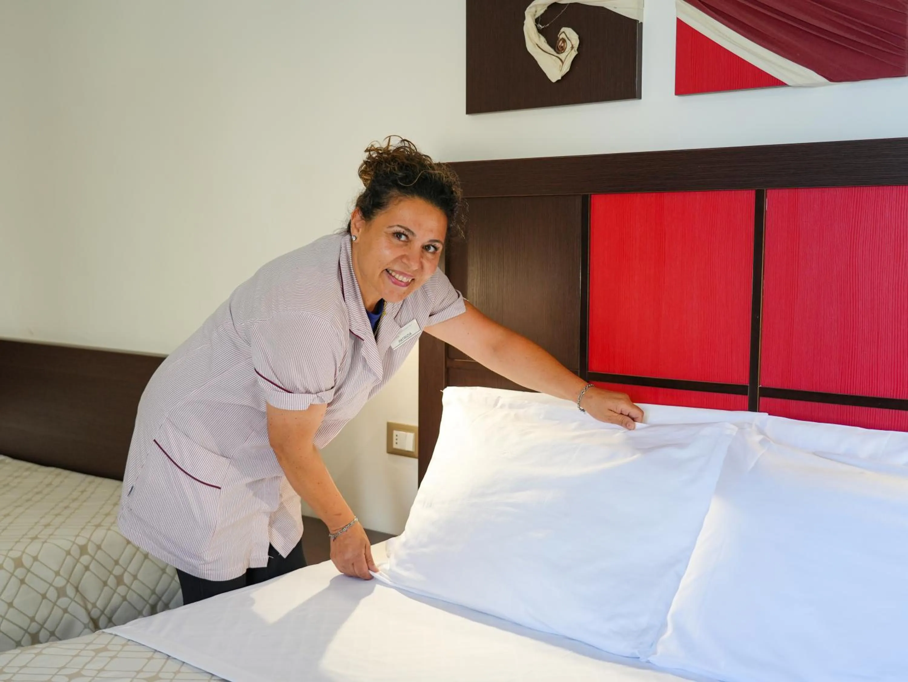 Staff, Bed in Resort Villa Hermosa