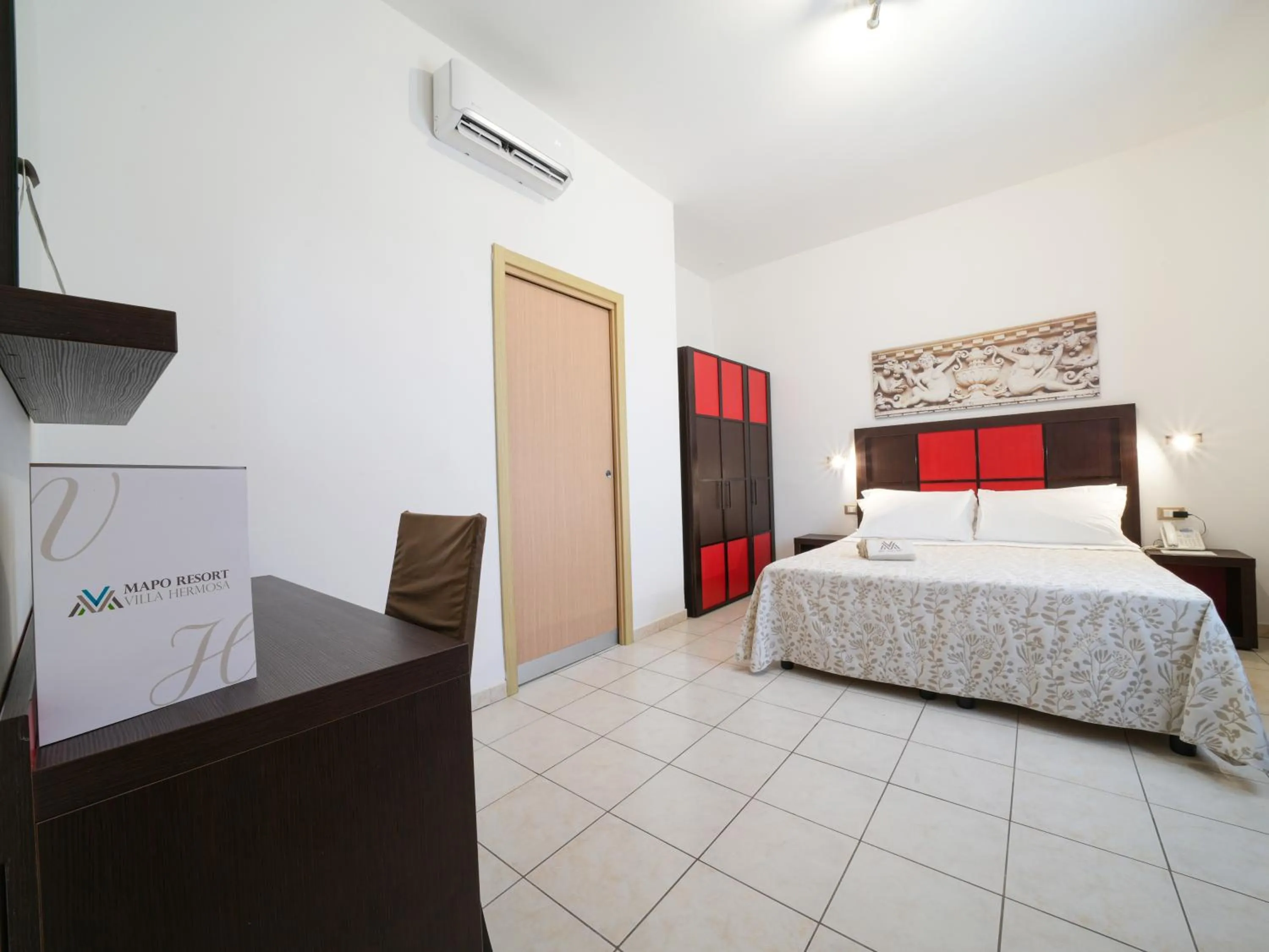 Bed in Resort Villa Hermosa