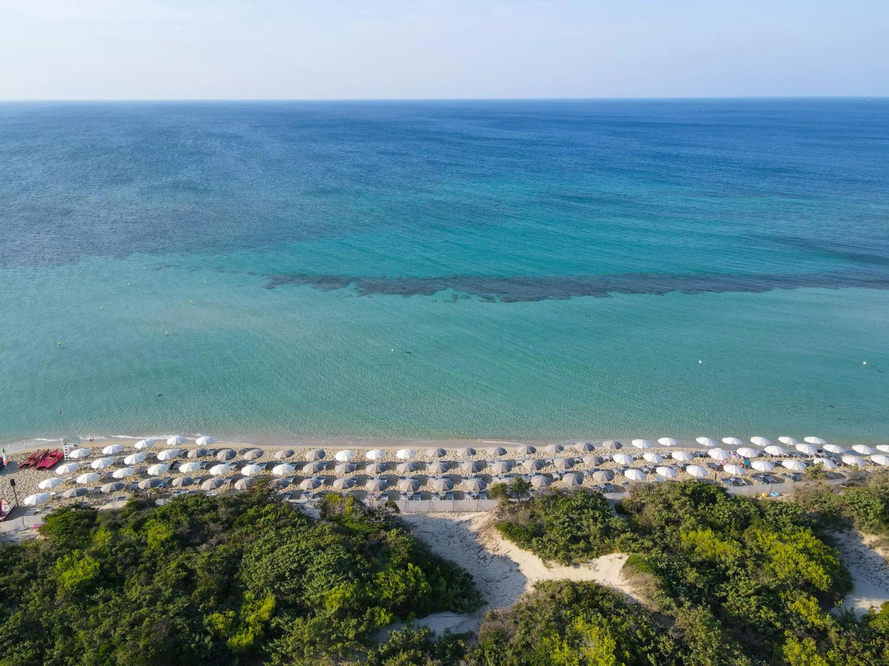 Day in Resort Villa Hermosa