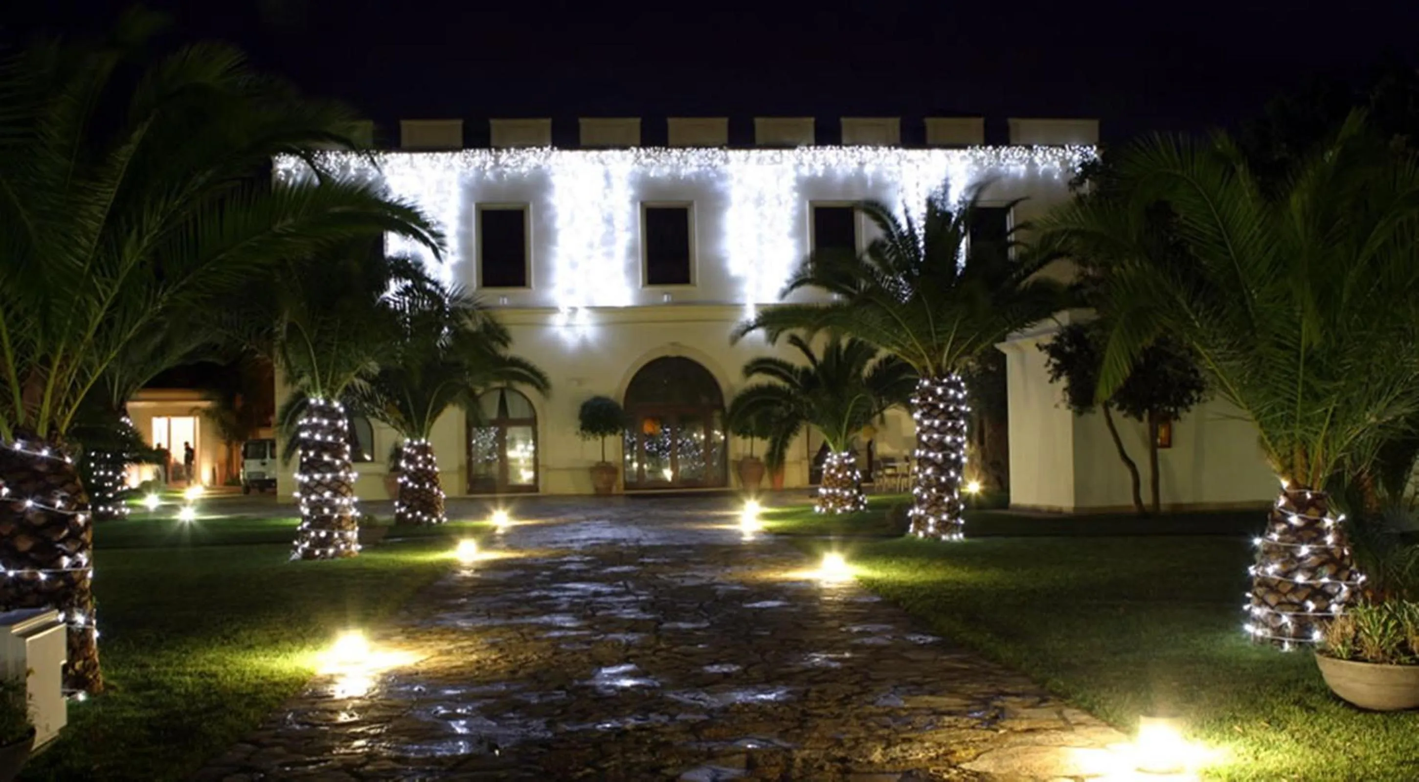 Facade/entrance in Resort Villa Hermosa