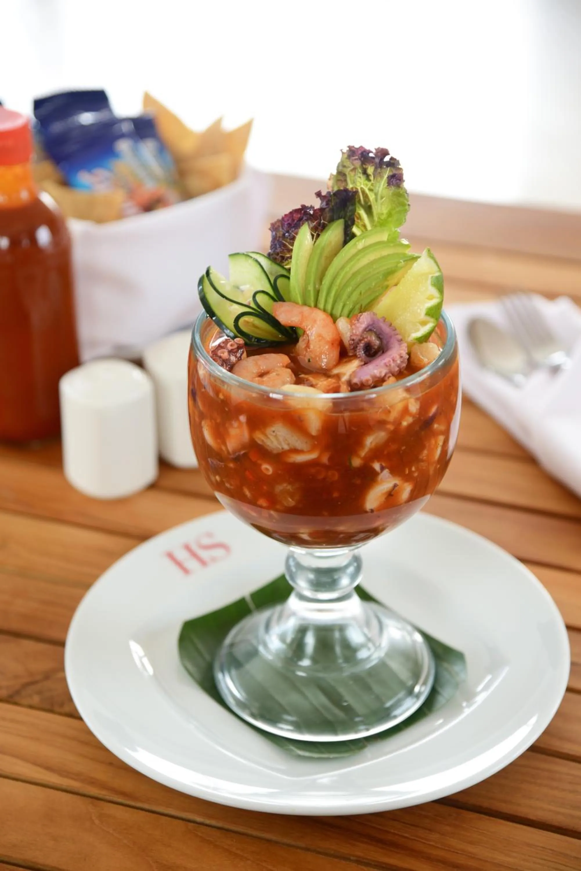 Food and drinks in HS HOTSSON Hotel Acapulco