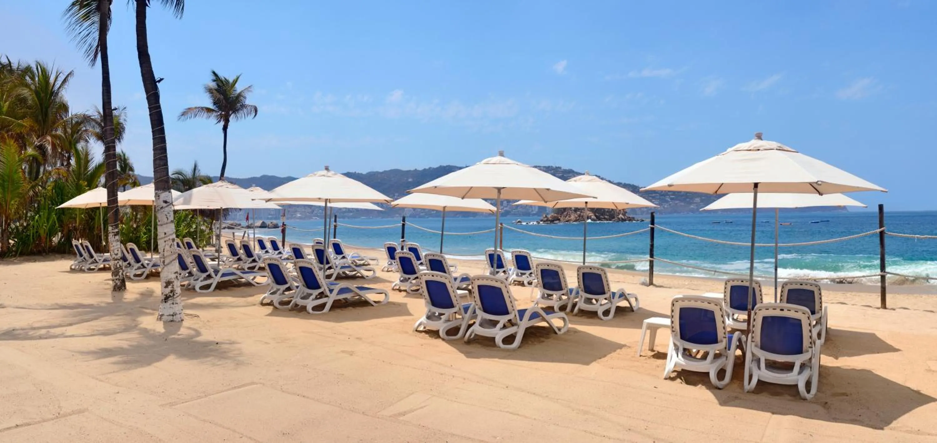 Beach in HS HOTSSON Hotel Acapulco